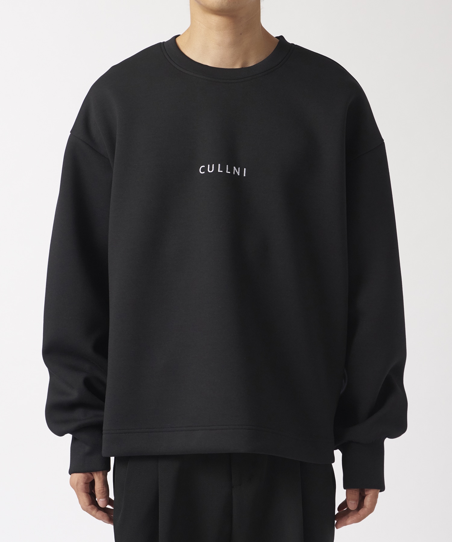 CULLNI Logo Embroidery Double Knit Pullover CULLNI