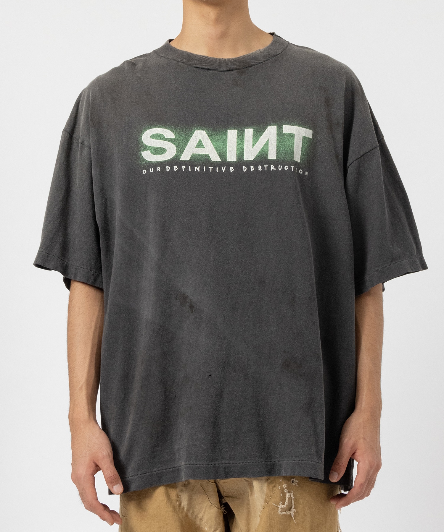 SM-YS1-0000-001/SS TEE/SAINT/BLACK SAINT M××××××