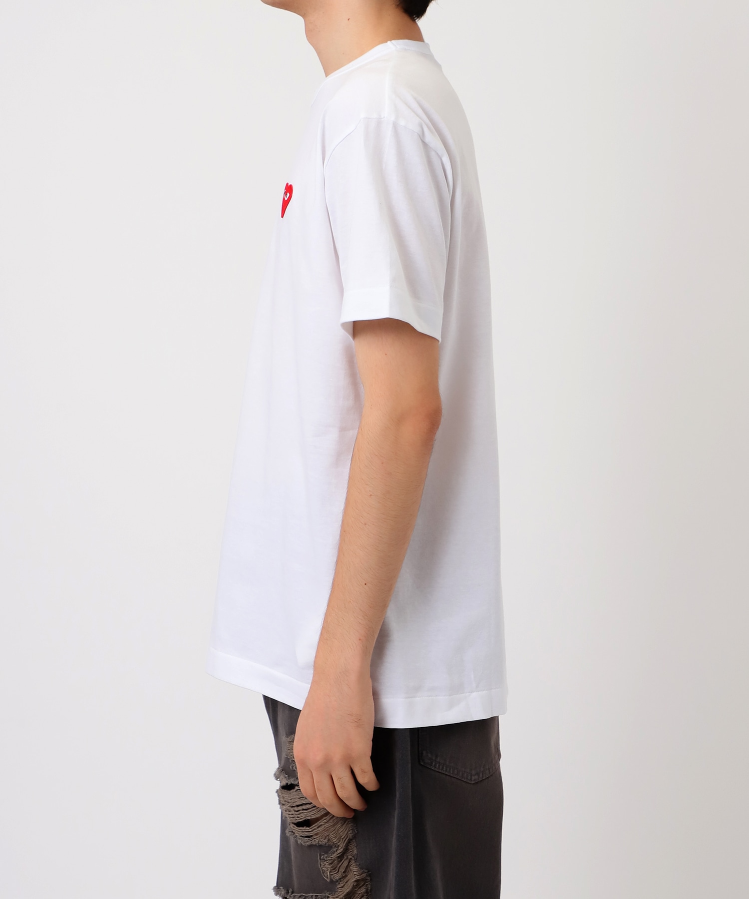 AX-T108-051 T-SHIRT RED EMBLEMRED HEART PLAY COMME des GARCONS