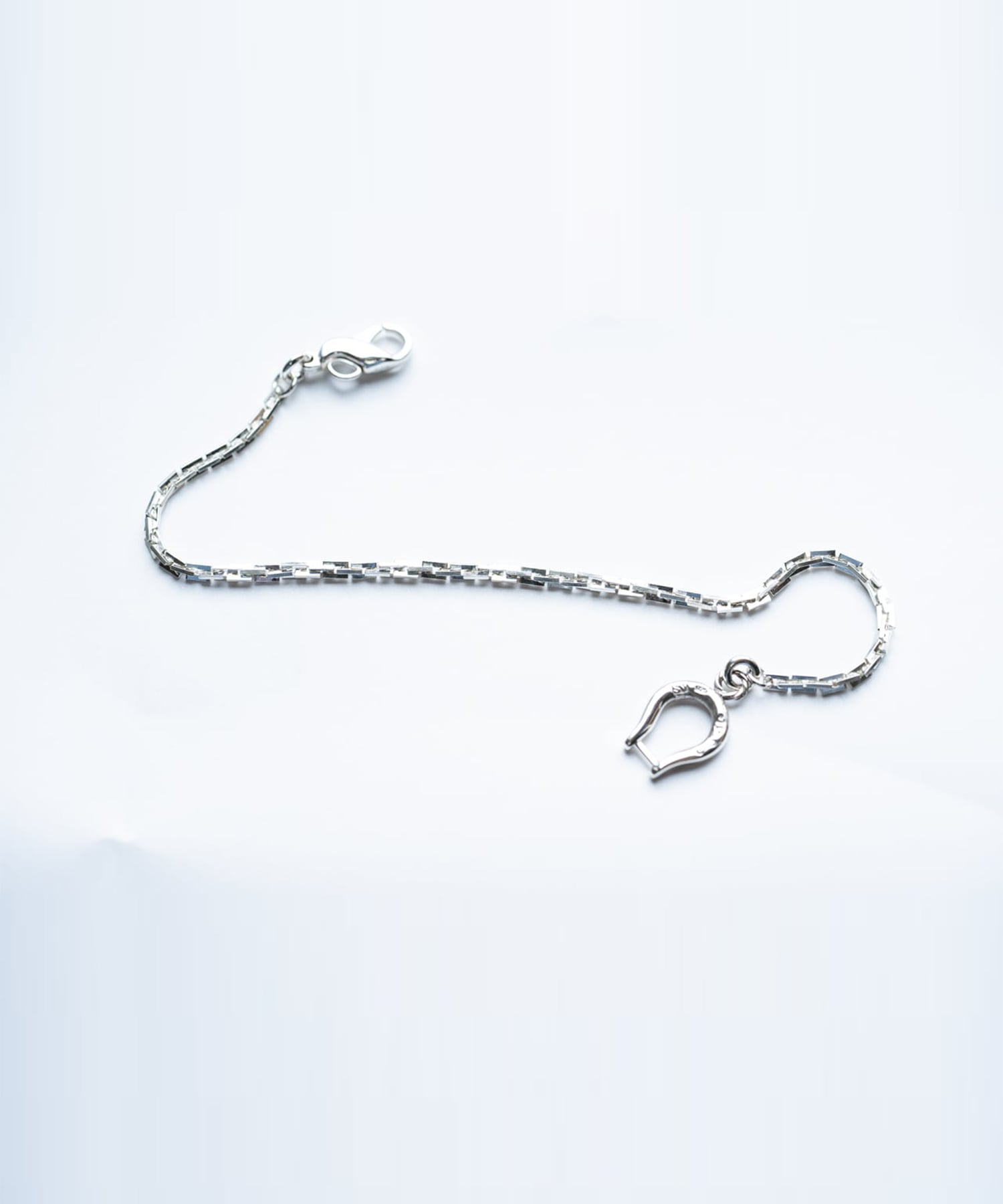 BN-090 Horse shoe Rectangle bracelet WAKAN SILVER SMITH