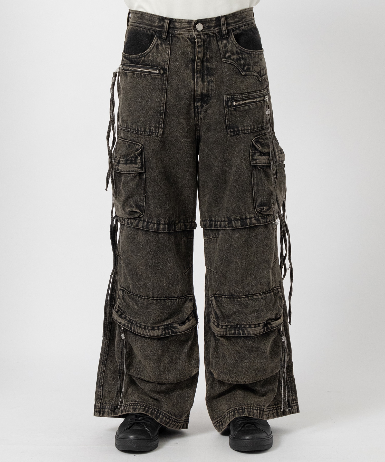 MULTI-POCKET DENIM CARGO FACCIES