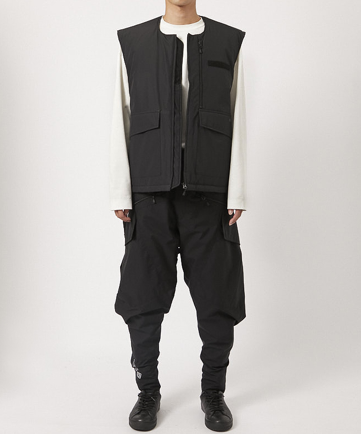 〈別注〉WINDSTOPPER BY GORE-TEX LABS 3L x PLIMALOFT VEST D-VEC