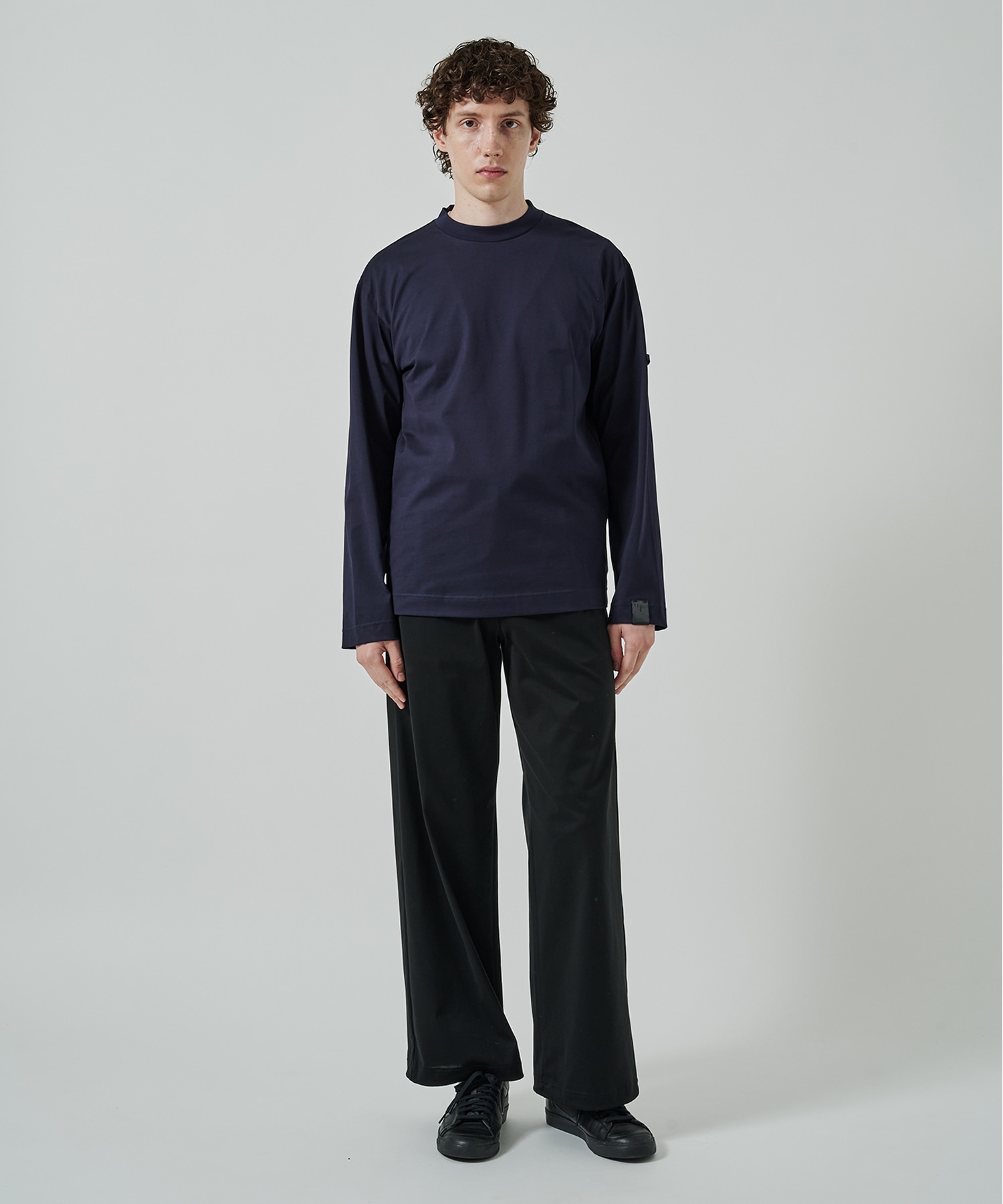 2251-CS10-022 L/S TEE N.HOOLYWOOD