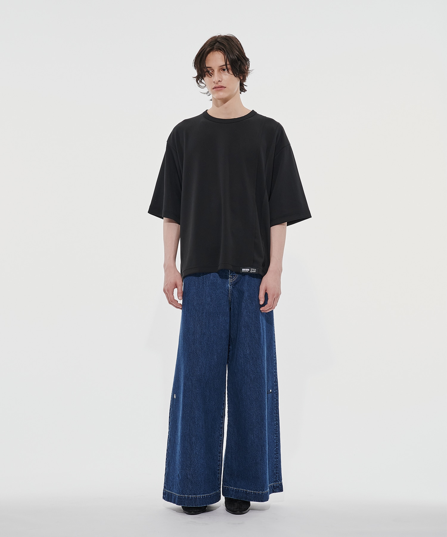 OVERSIZED TEE SHAREEF