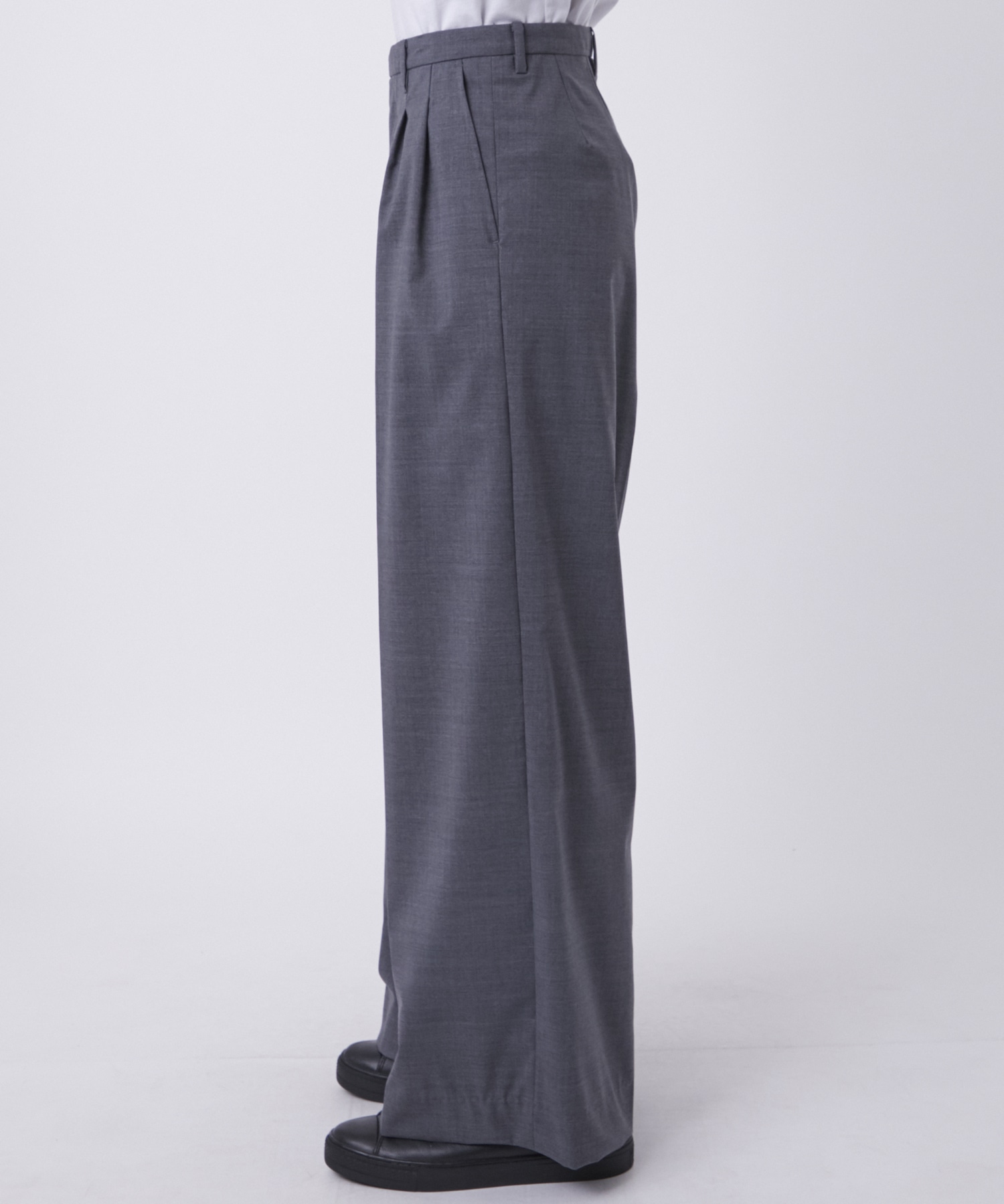 DOUBLE TUCK WIDE TROUSERS MASU