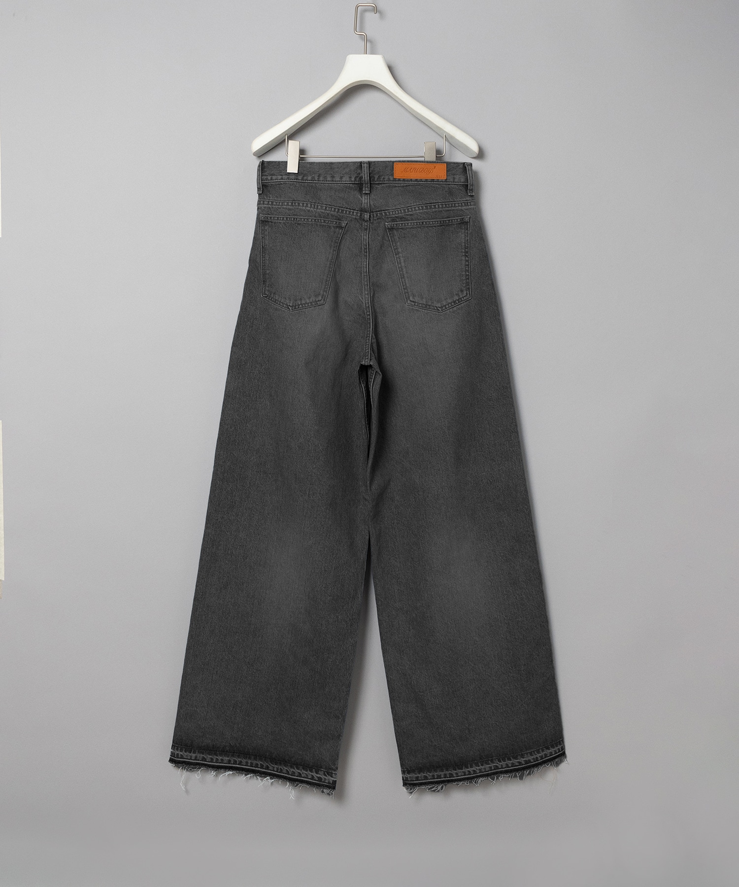 MASU BOYS EMBLEM BAGGY JEANS MASU