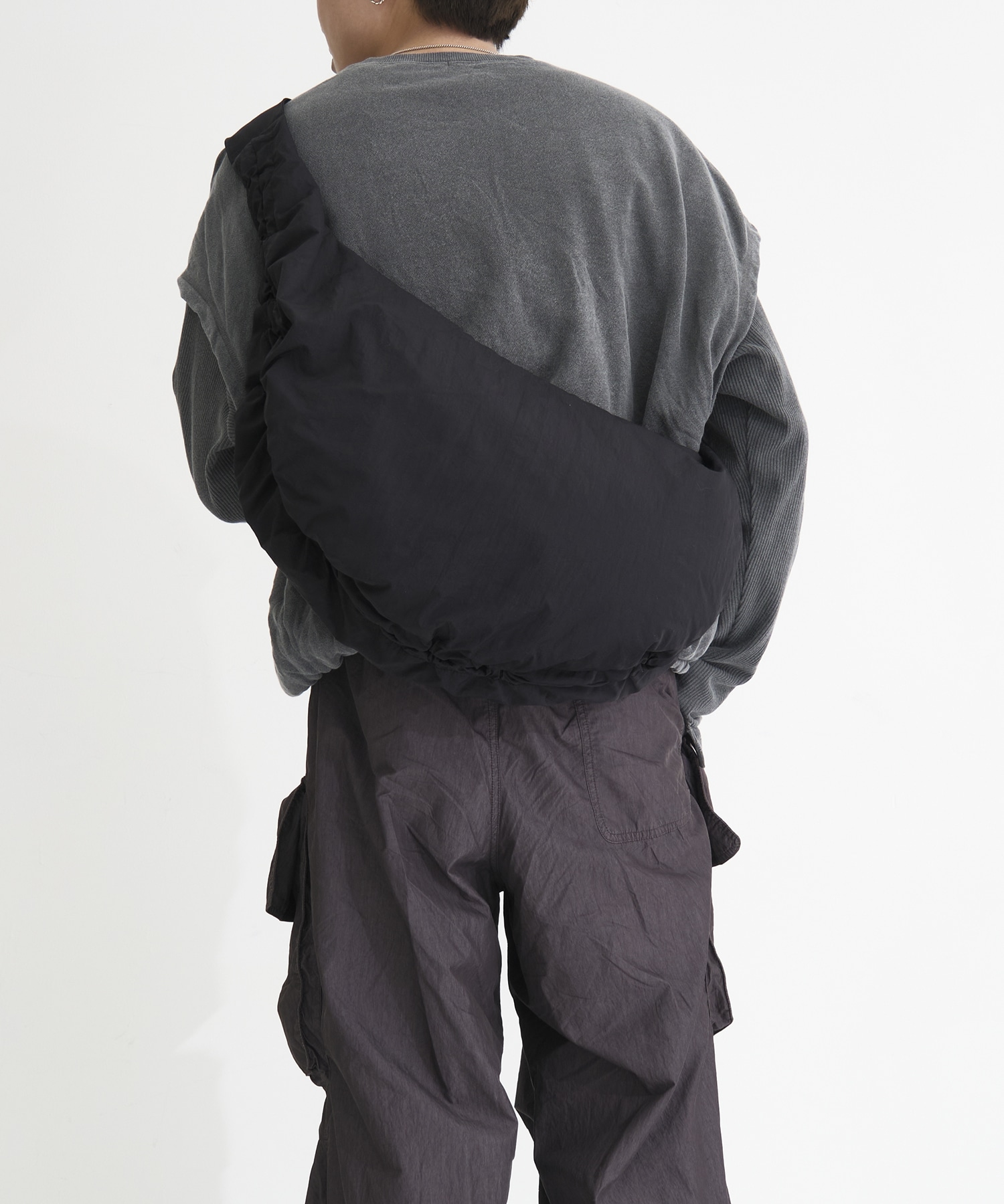AIR NYLON SHOULDER BAG STUDIOUS