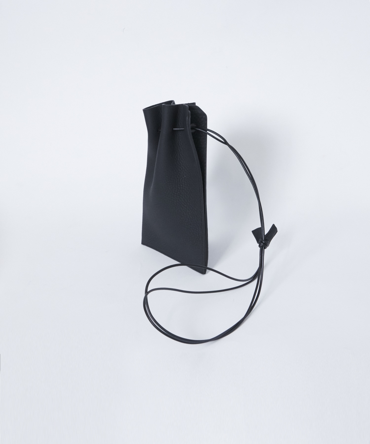 HERRIE KINCHAKU POUCH-PM / DIPLO SKY ITTI