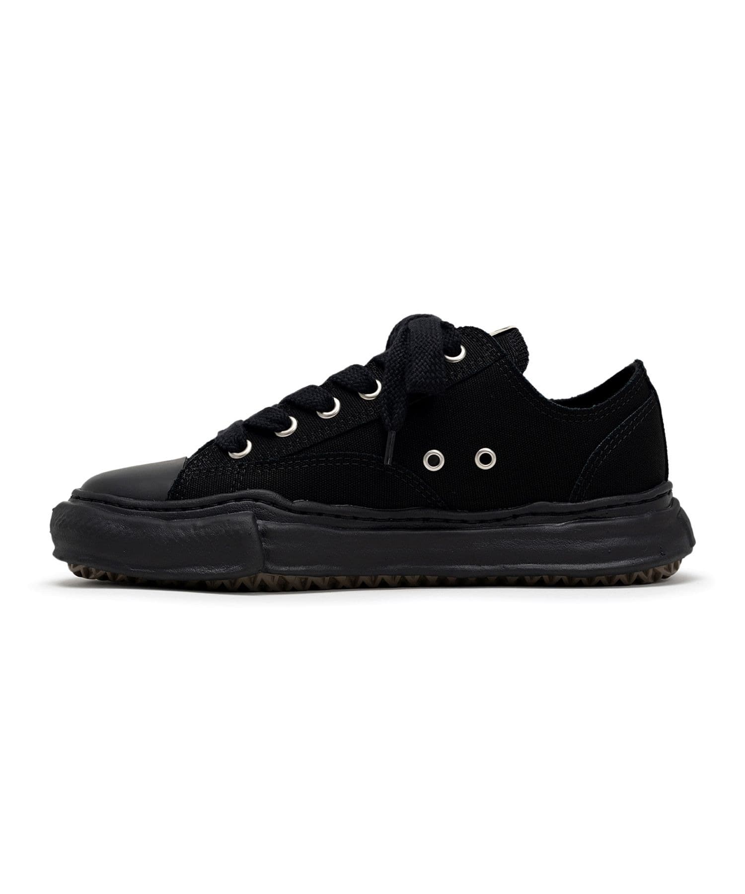 PETERSON / original sole canvas Low-Top sneaker Maison MIHARA YASUHIRO