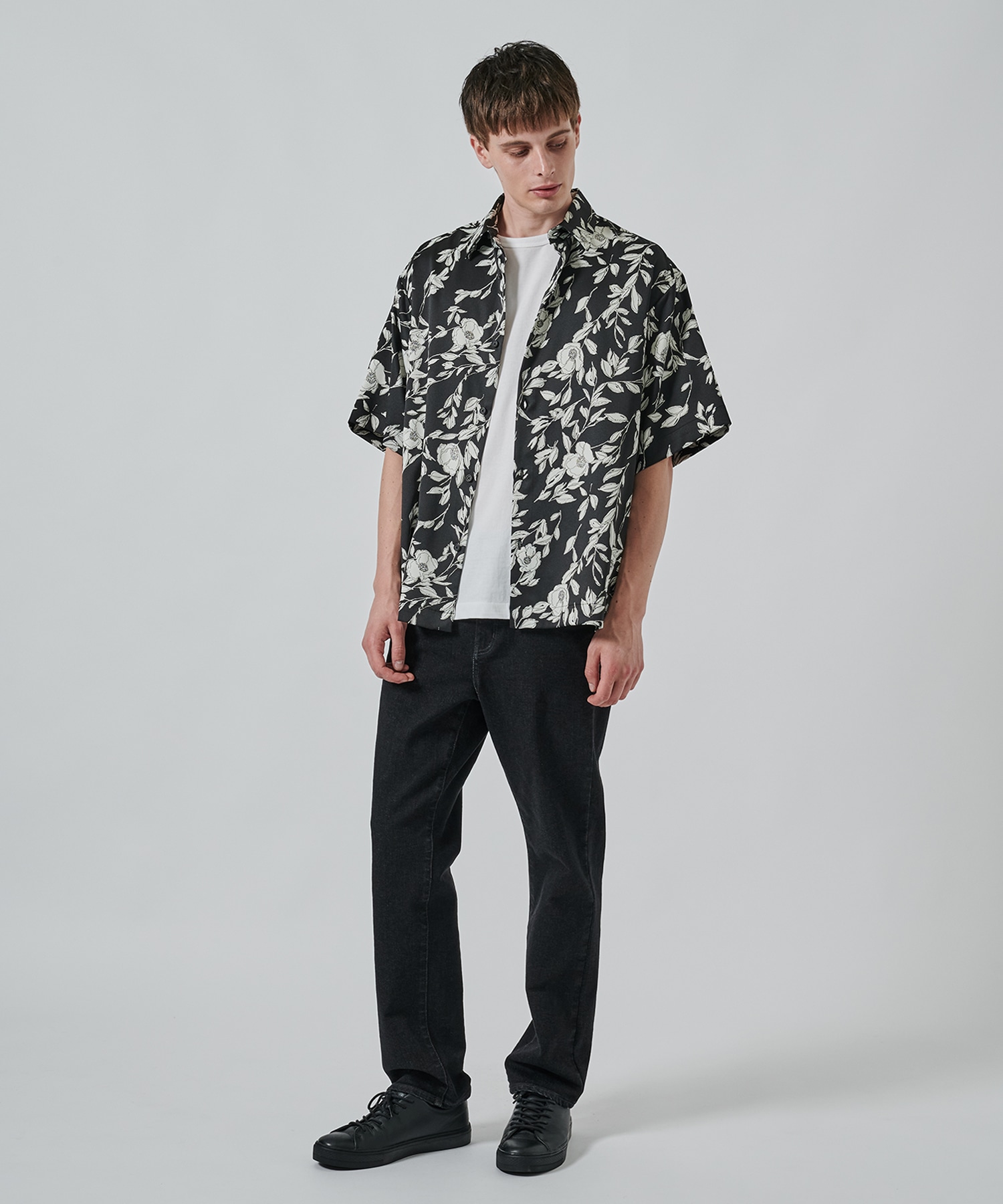 ASSORTED PATTERN SHIRTS S.S STUDIOUS