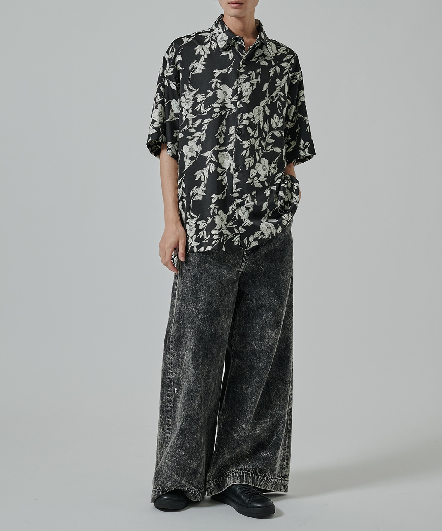 ASSORTED PATTERN SHIRTS S.S STUDIOUS