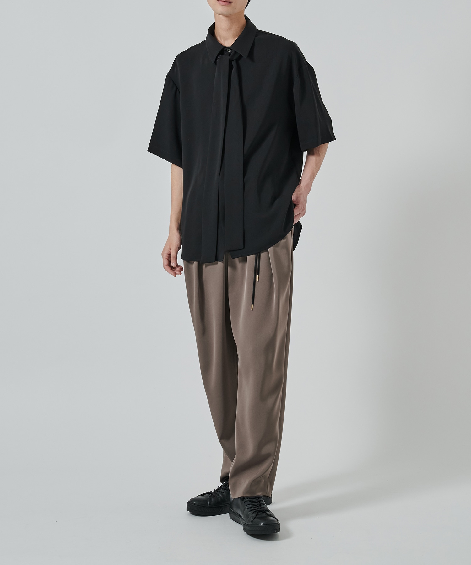 Double Satin Bow Tie Short Sleeve Shirt CULLNI
