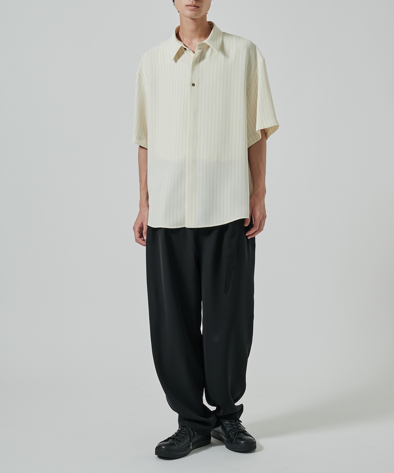 Double Satin Stripe Bow Tie Short Sleeve Shirt CULLNI