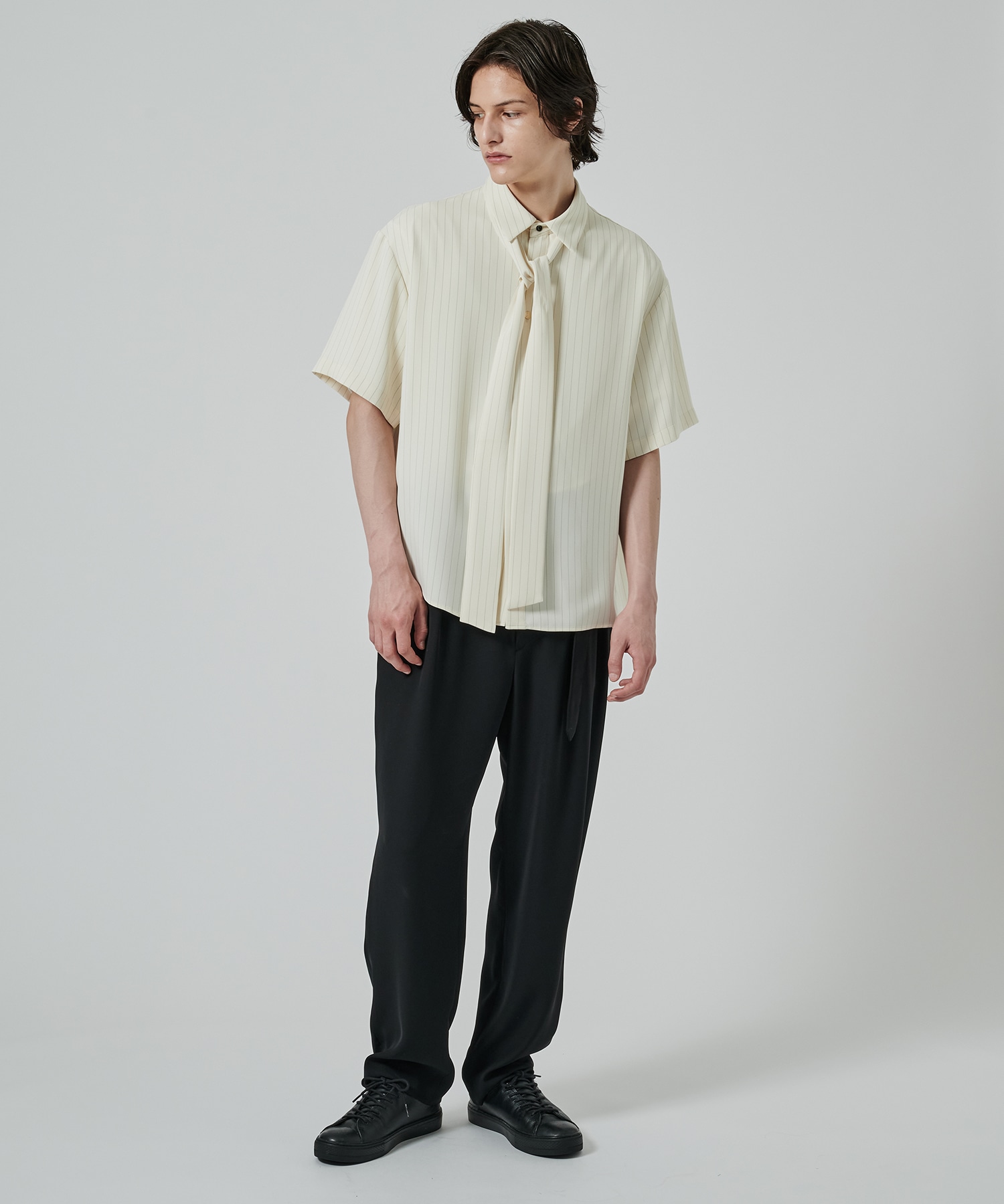 Double Satin Stripe Bow Tie Short Sleeve Shirt CULLNI