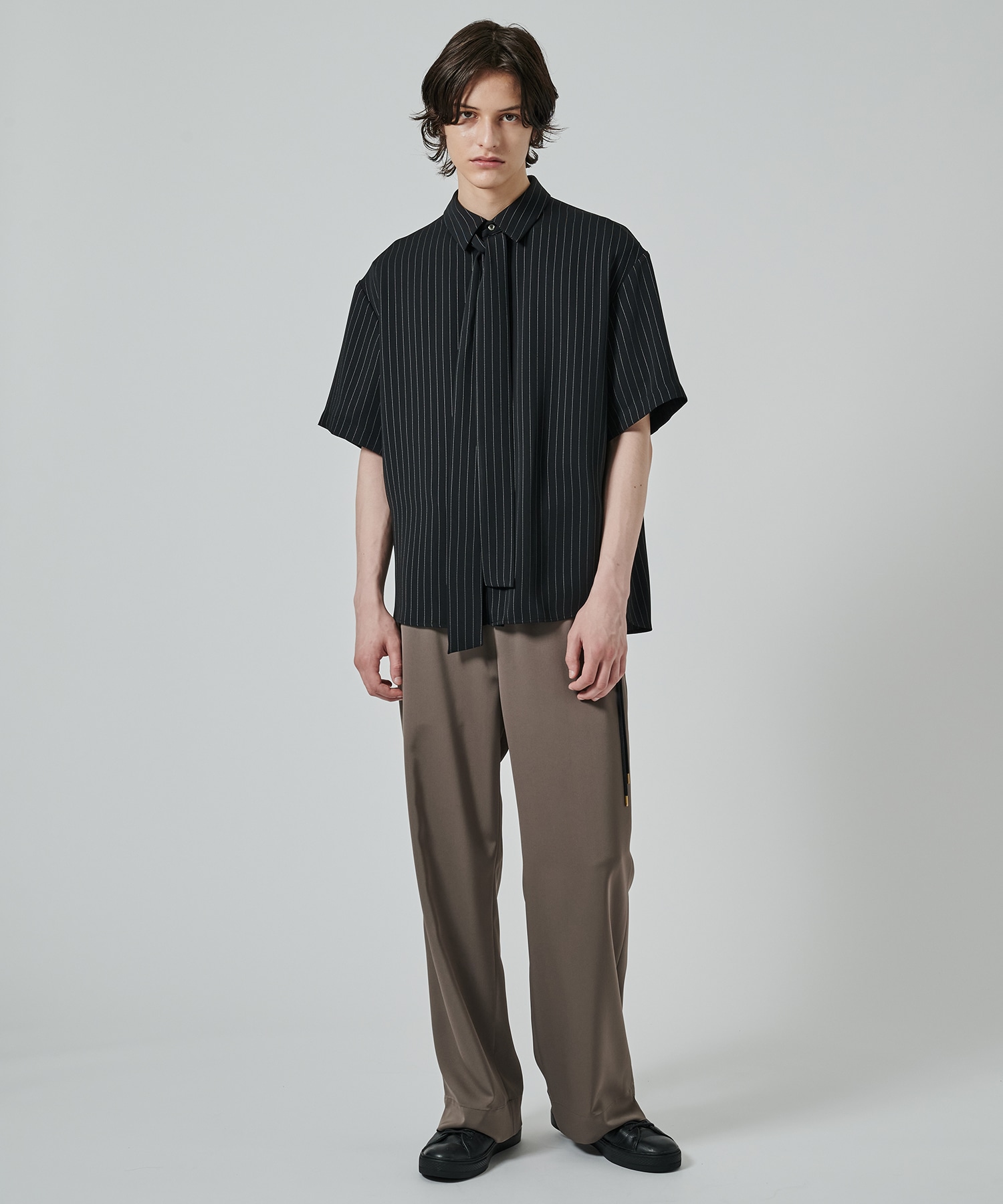 Double Satin Stripe Bow Tie Short Sleeve Shirt CULLNI