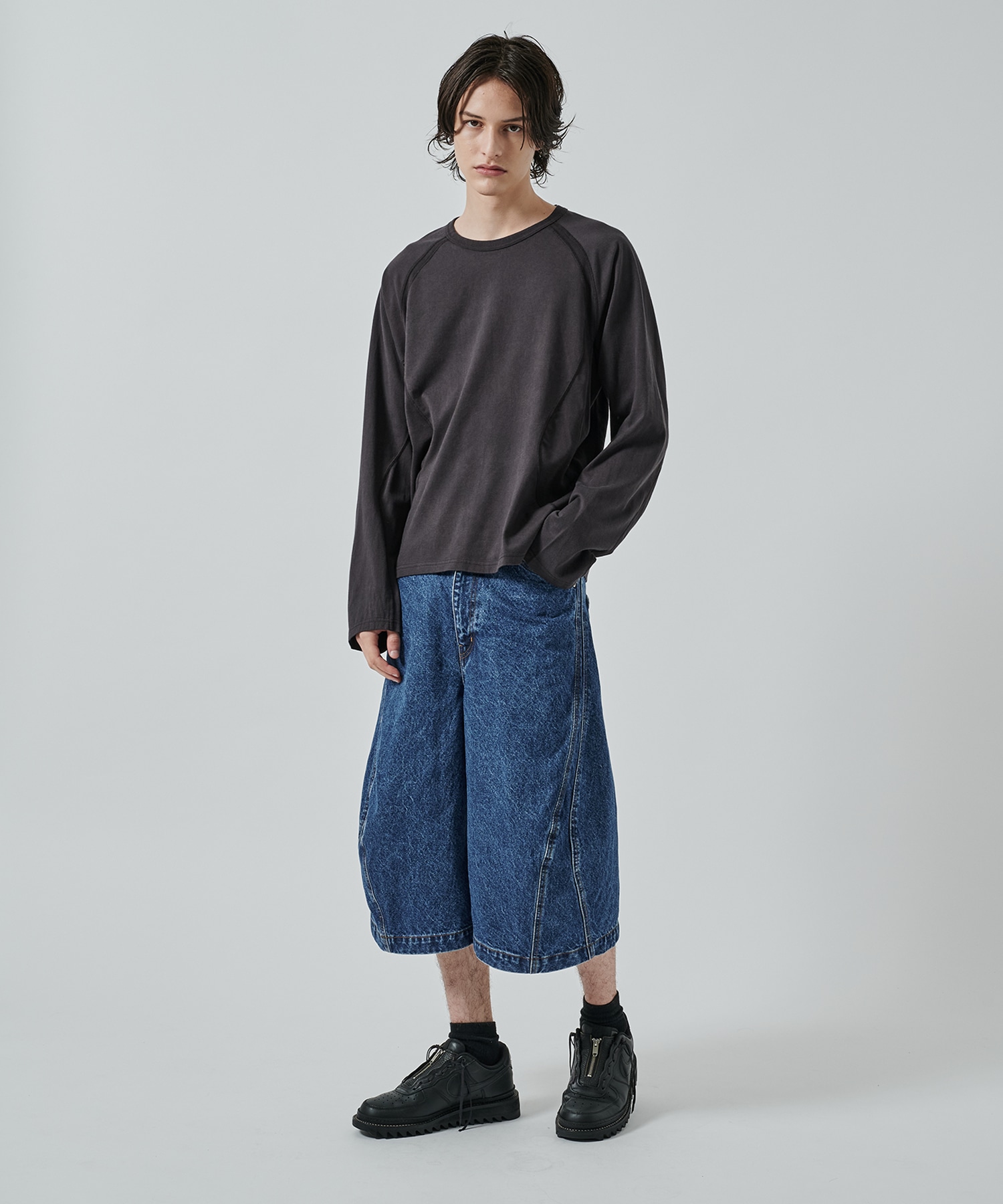 〈別注〉 PANELED LONG SLEEVE T-SHIRT NVRFRGT