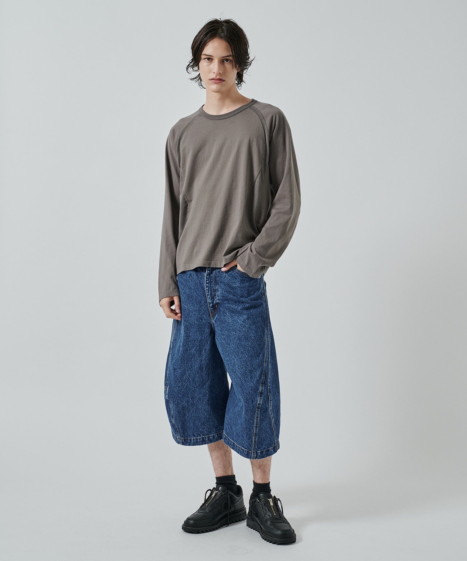 〈別注〉 PANELED LONG SLEEVE T-SHIRT NVRFRGT