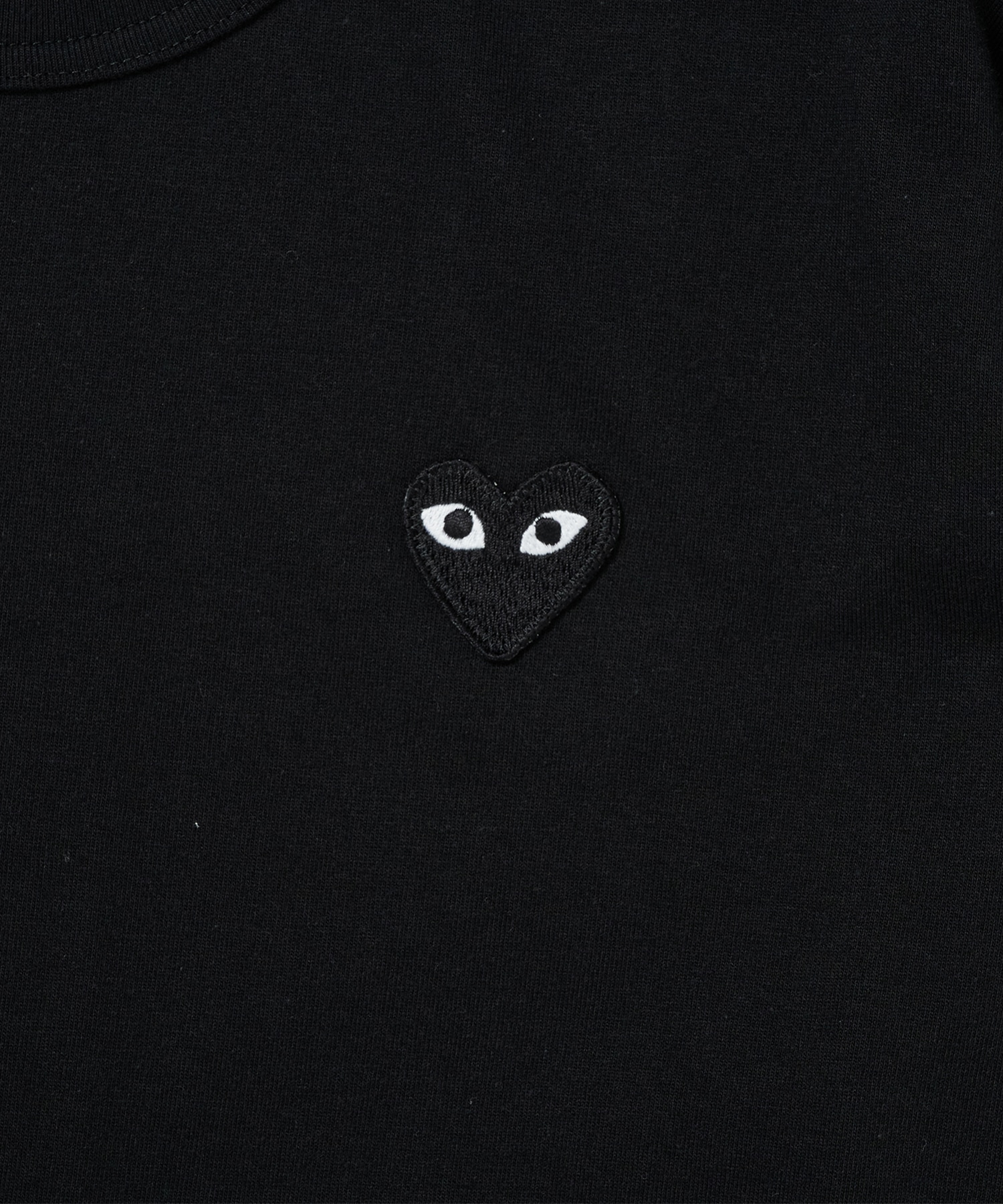 AX-T120-051 T-SHIRT BLACK EMBLEM L/S PLAY COMME des GARCONS