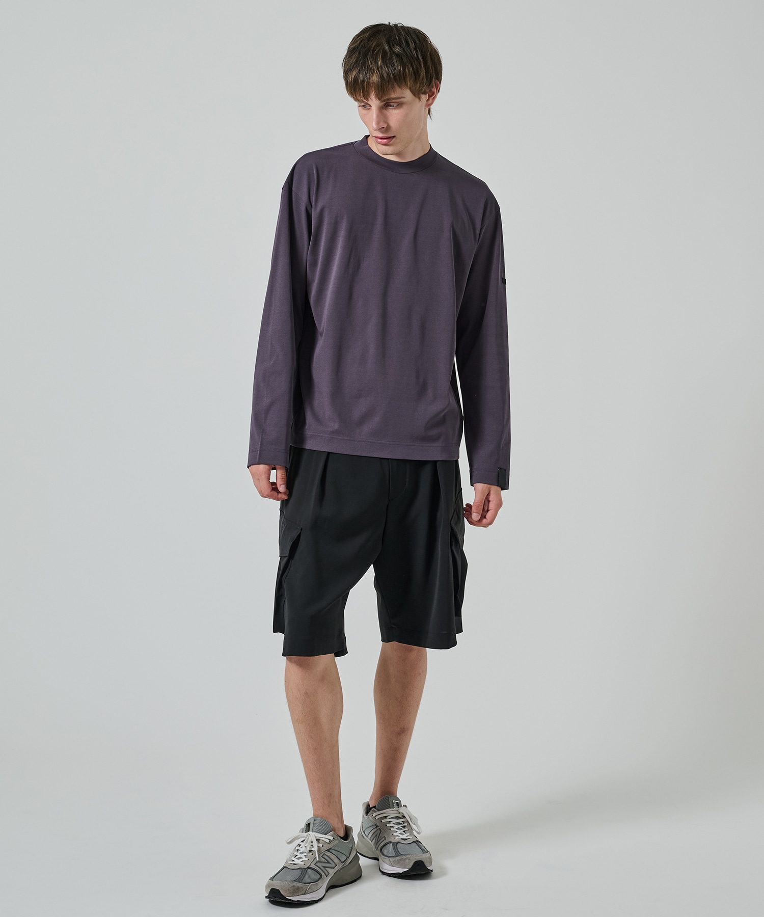 2251-CS04-019 CREWNECK LONG SLEEVE N.HOOLYWOOD