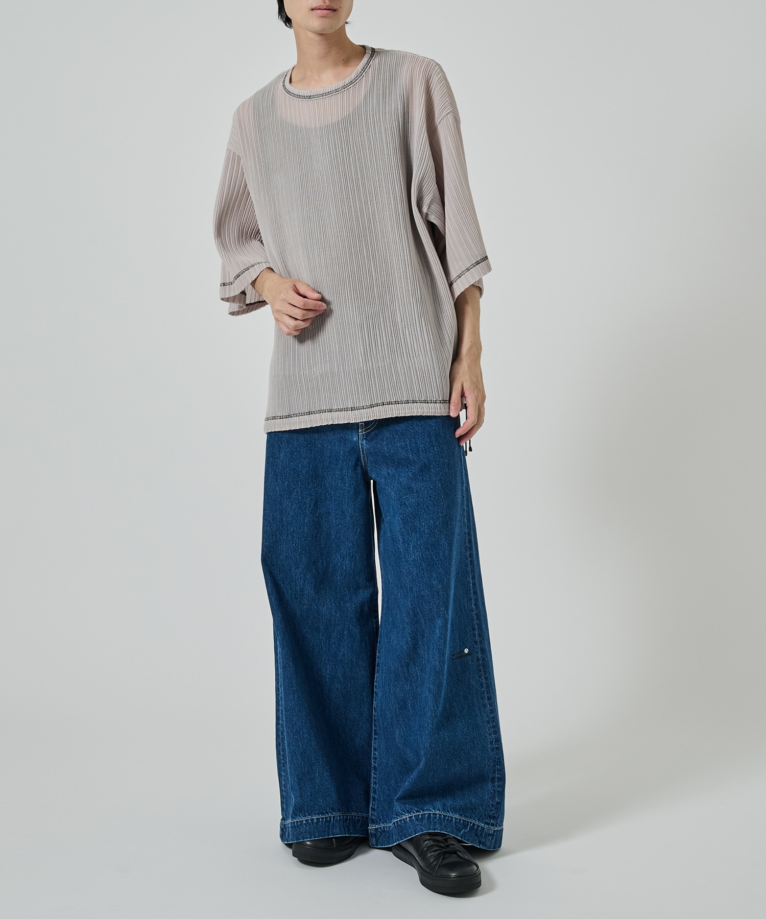 SHEER CODE TEE SHAREEF