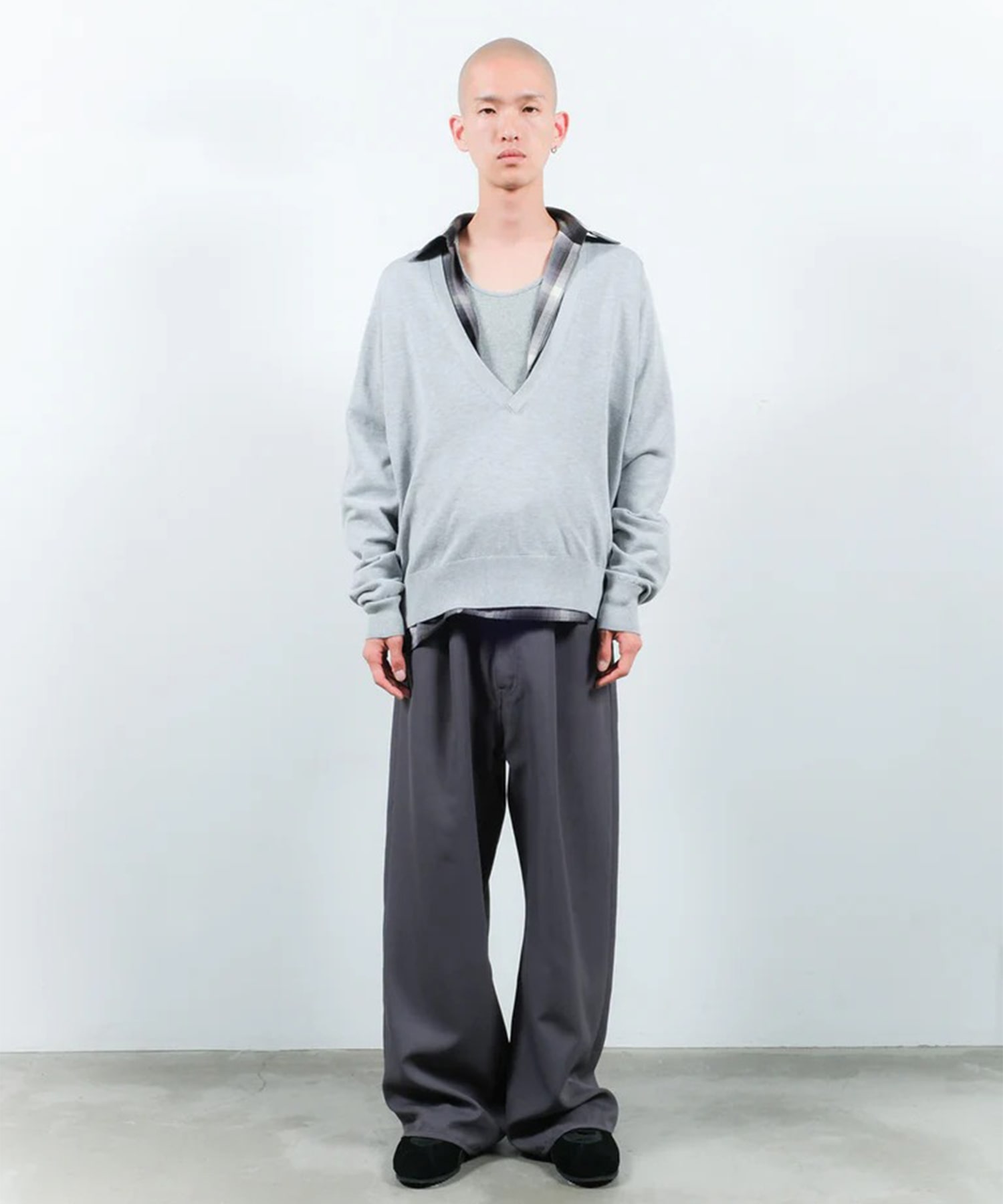 WIDE ONE TUCK STRAIGHT PANTS JieDa