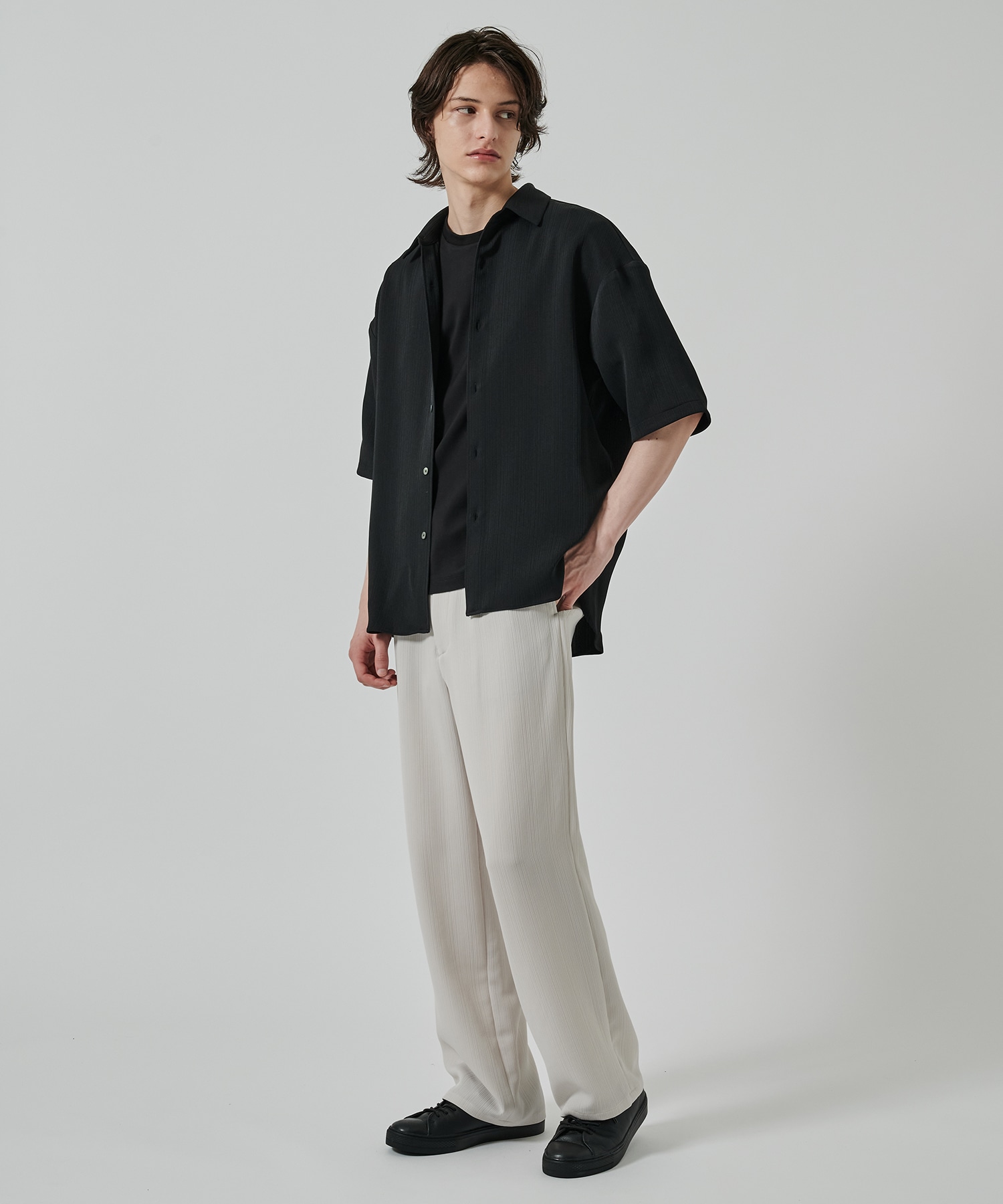 PLEATS SLACKS STUDIOUS