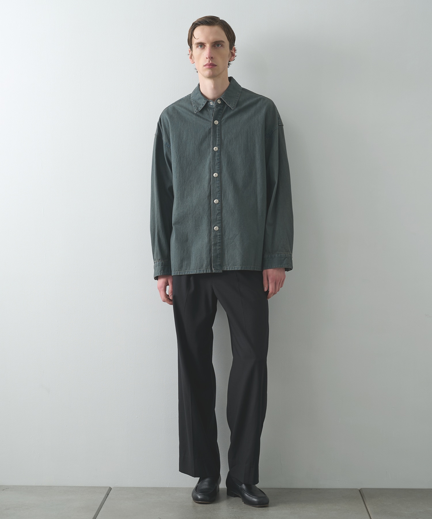 LIGHT WOOL WIDE SLACKS | STUDIOUS