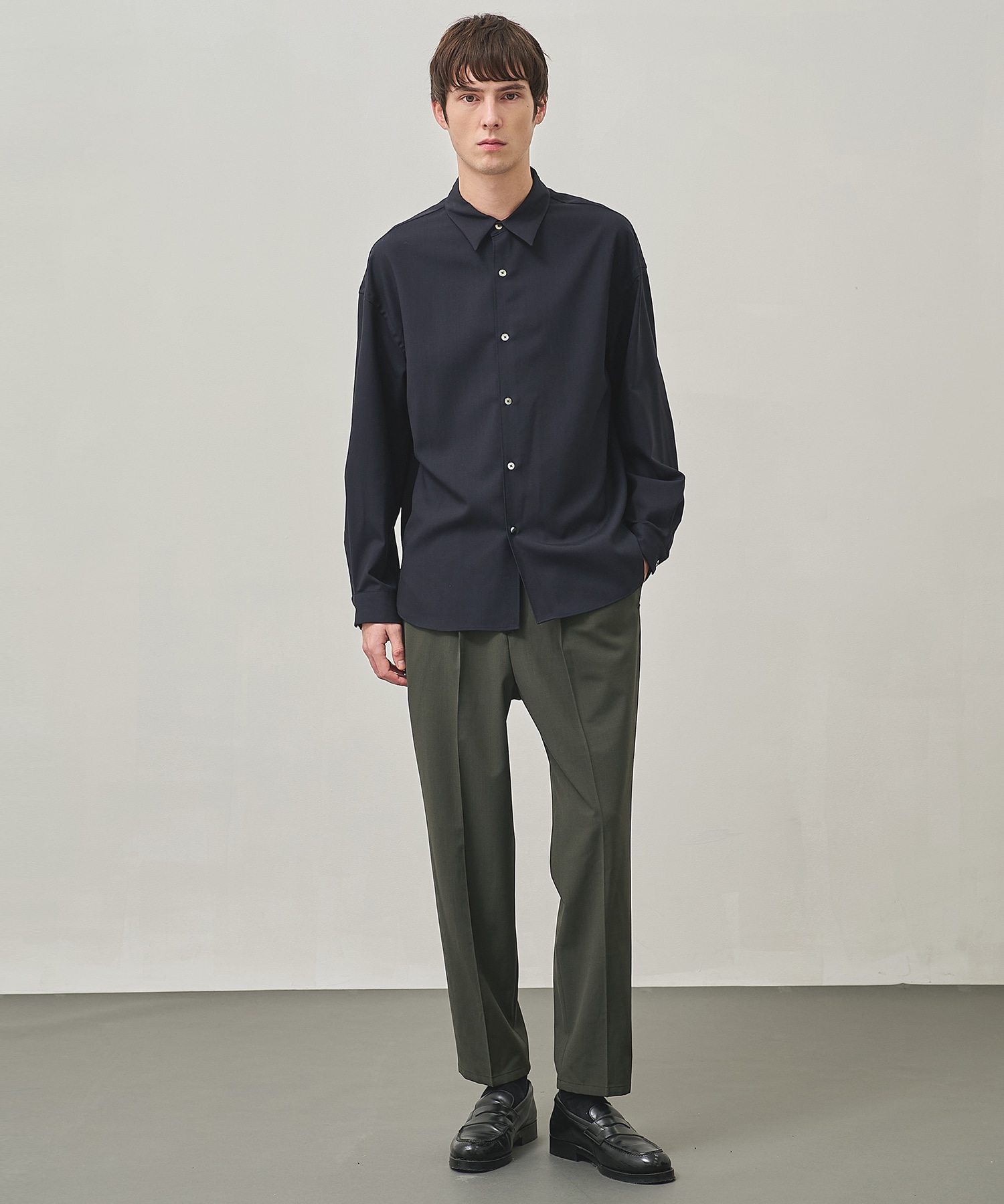 SUMMER WOOL TAPERED SLACKS STUDIOUS