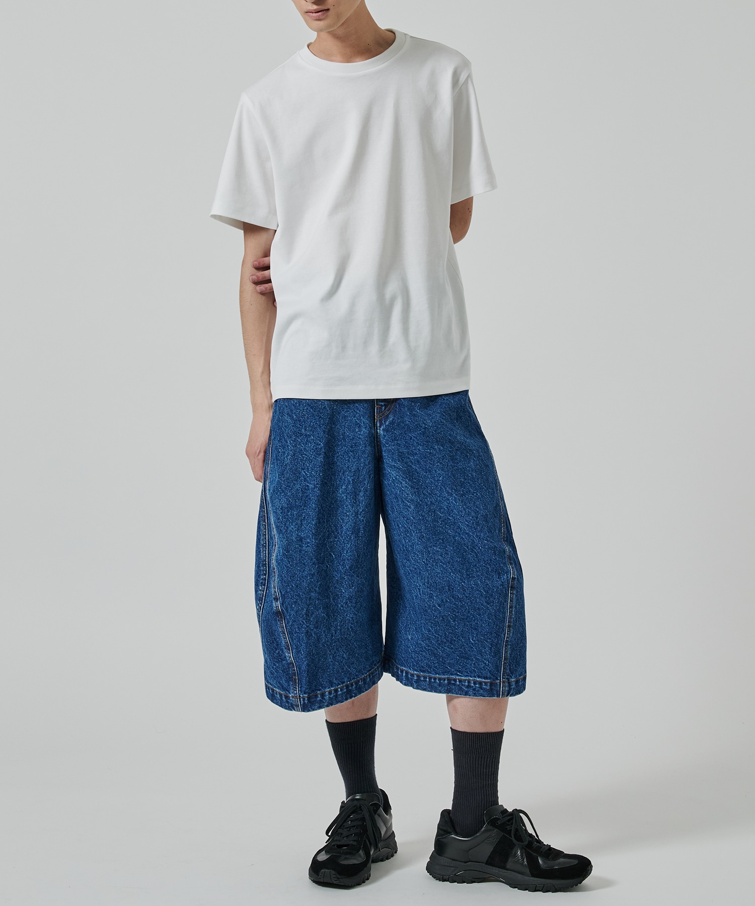 〈別注〉3D TWISTED JORTS NVRFRGT