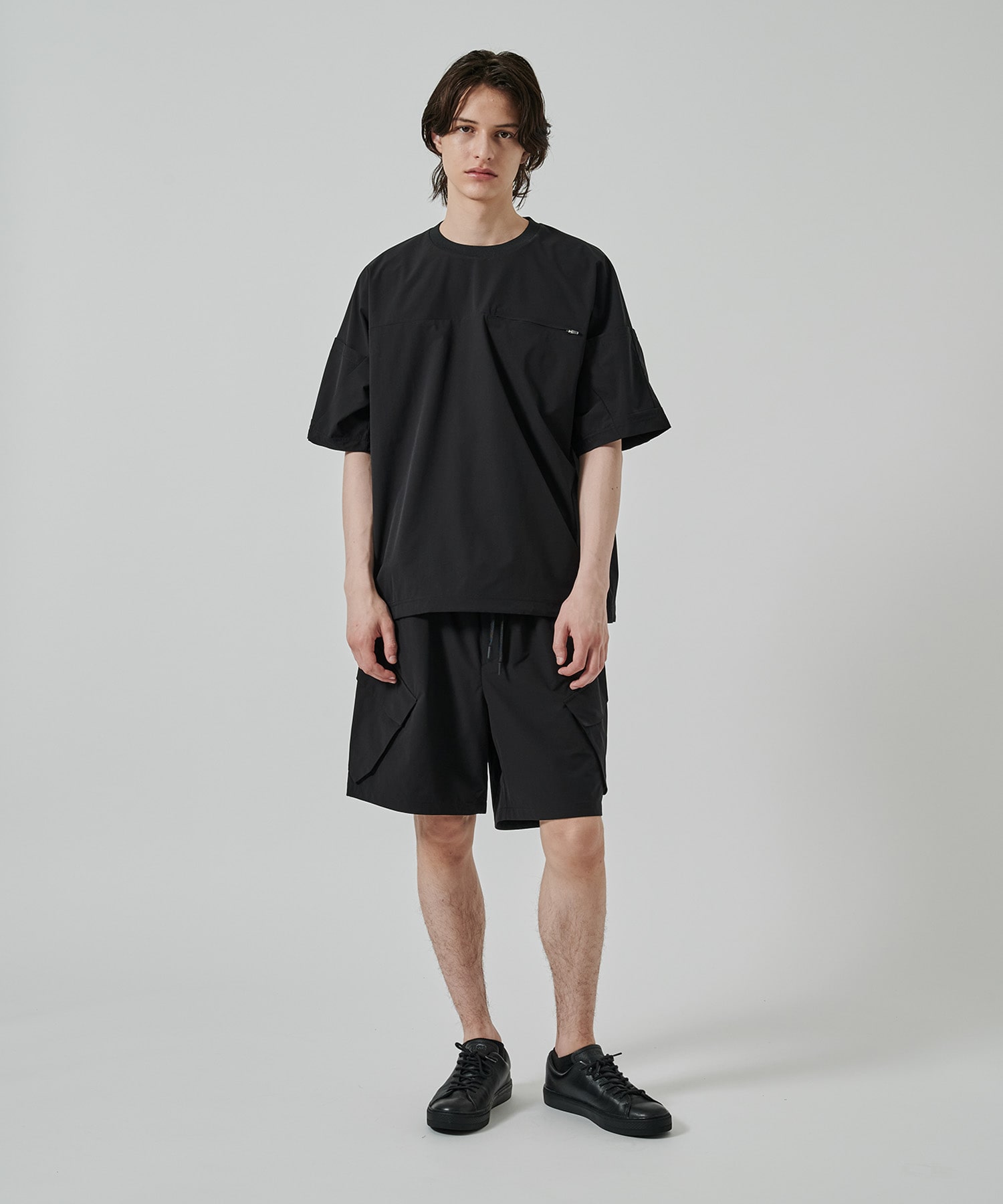 〈別注〉 BLK WIDE CARGO SHORT PANTS White Mountaineering