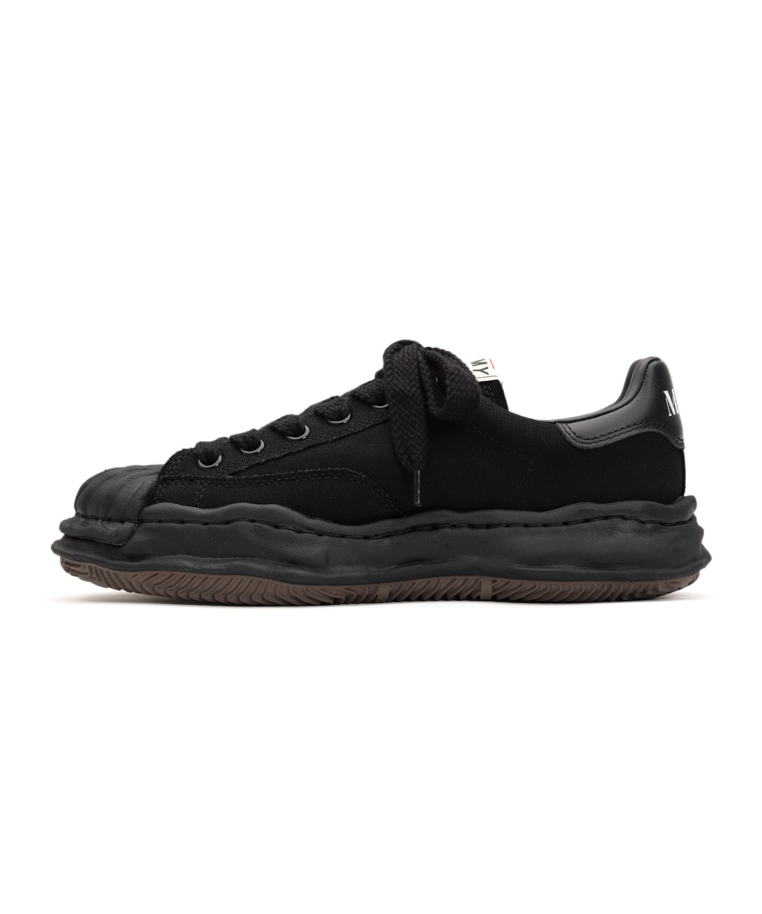 BLAKEY OG Sole Canvas Low-top Sneaker Maison MIHARA YASUHIRO