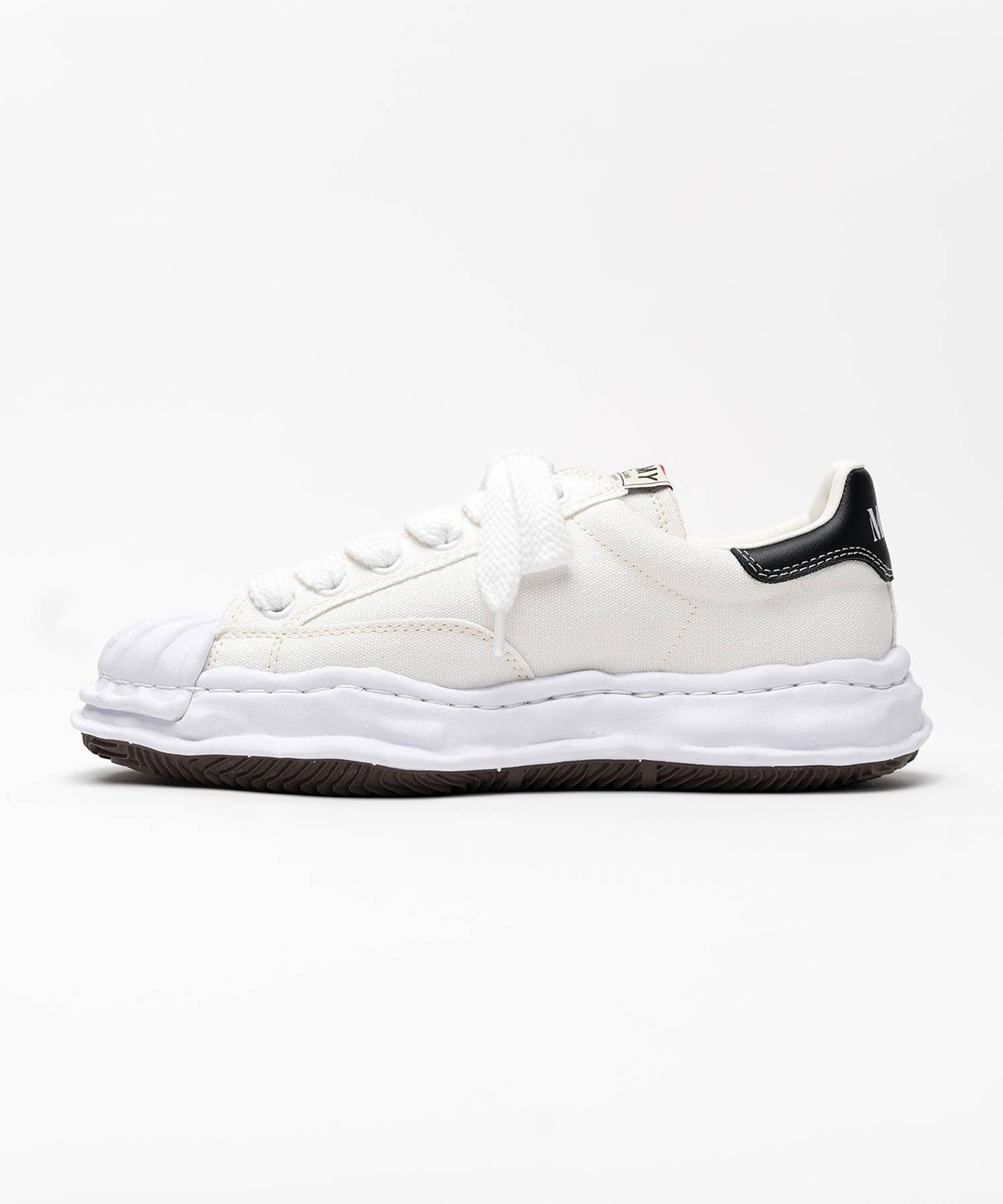 BLAKEY/ original sole canvas Low-Top sneaker Maison MIHARA YASUHIRO