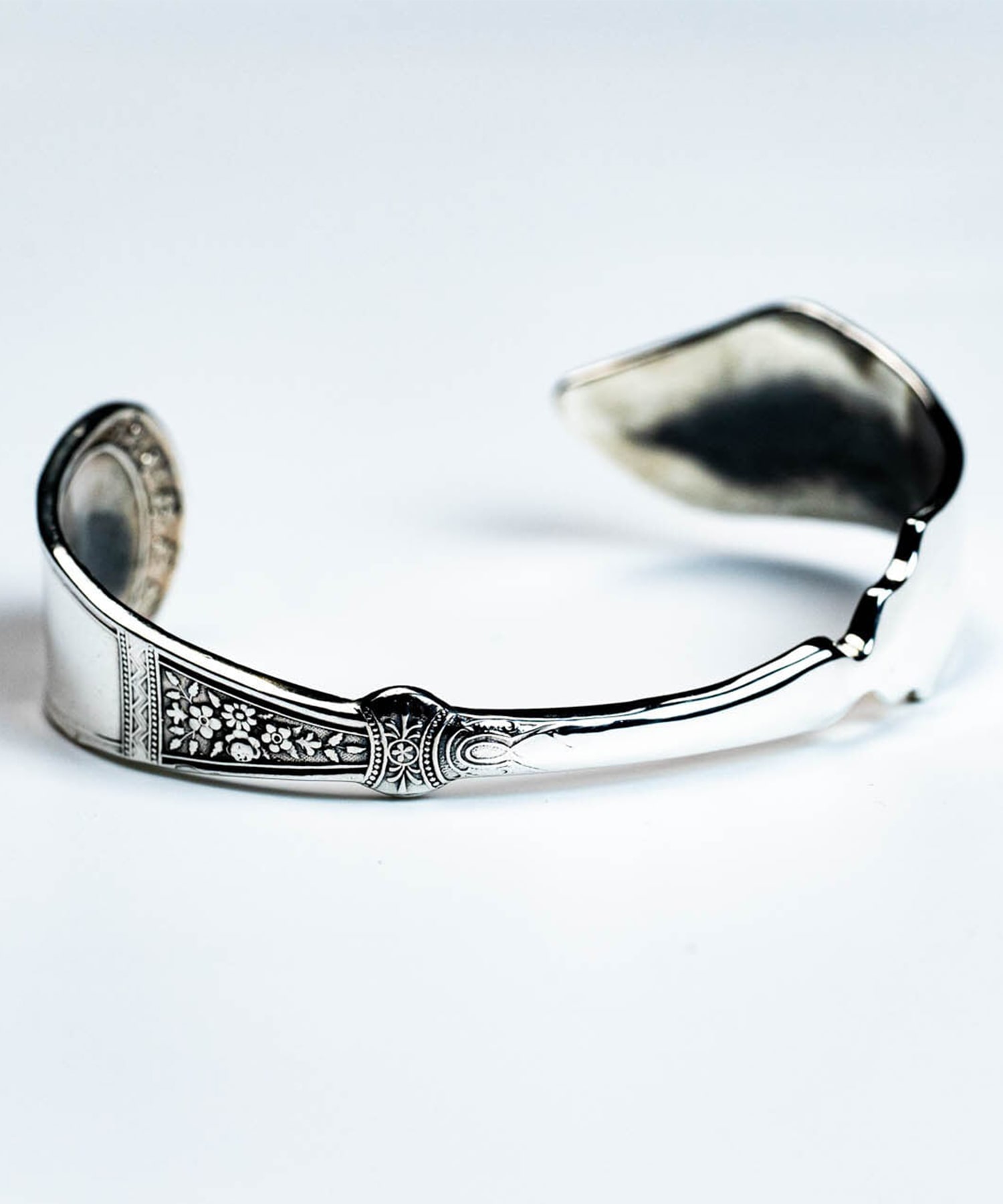 Cutlery Butter Knife　Bangle　(燻し仕上げ) WAKAN SILVER SMITH