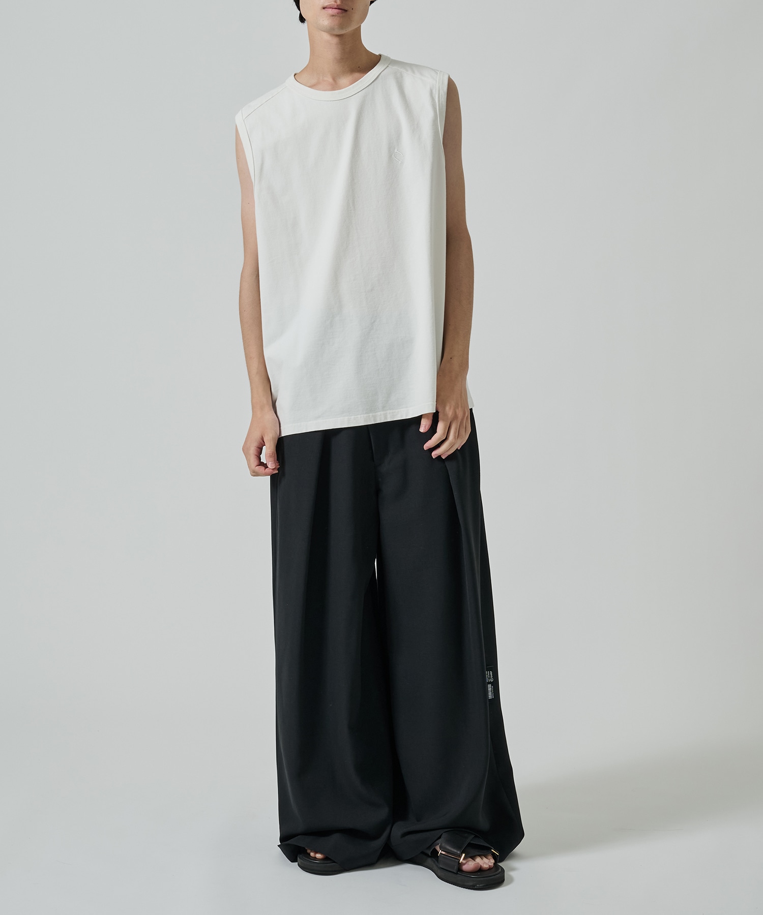 〈別注〉NO SLEEVE JUHA