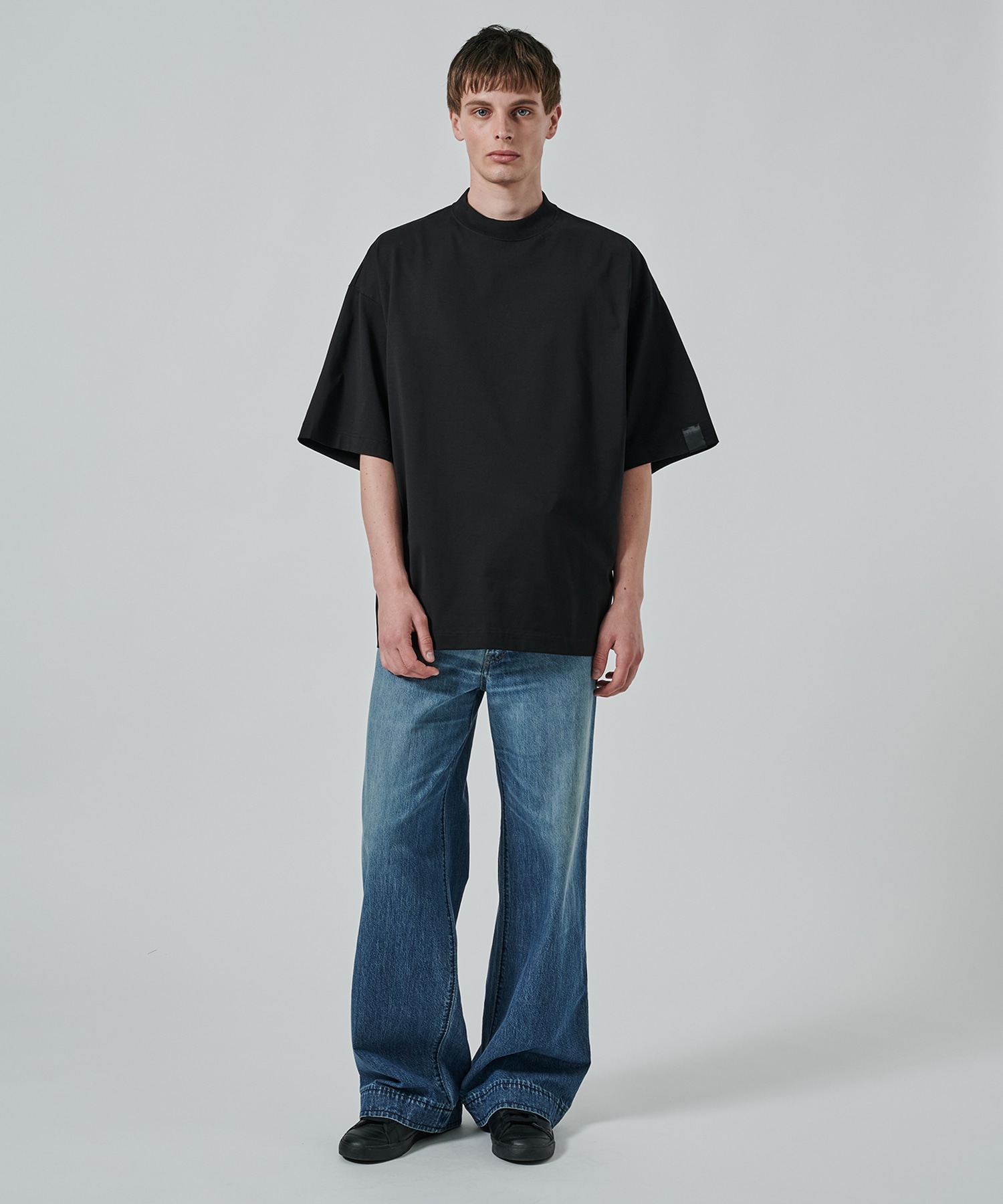 BIG T-SHIRT N.HOOLYWOOD
