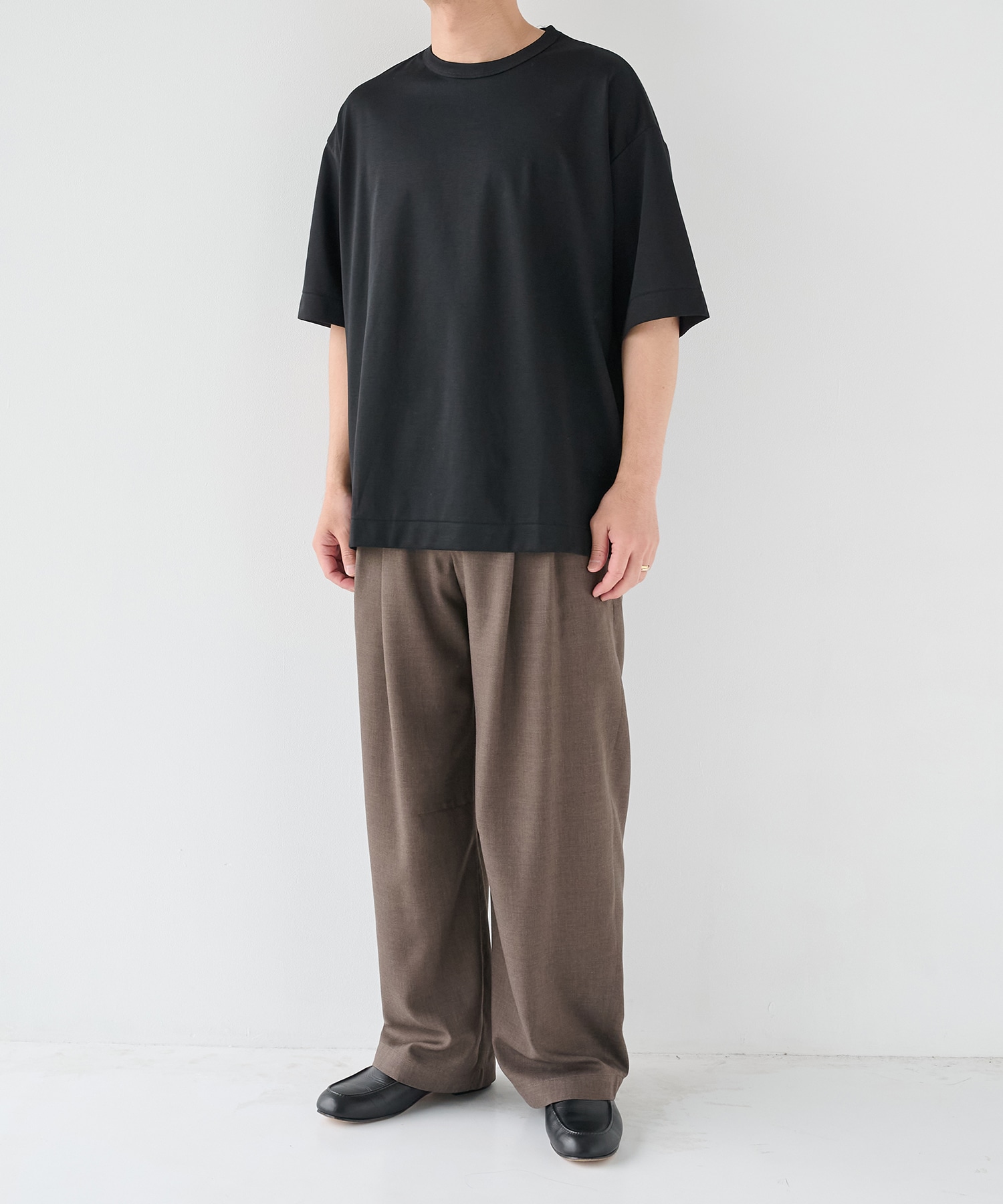 32G ロイヤルクール リラックスTシャツ STUDIOUS
