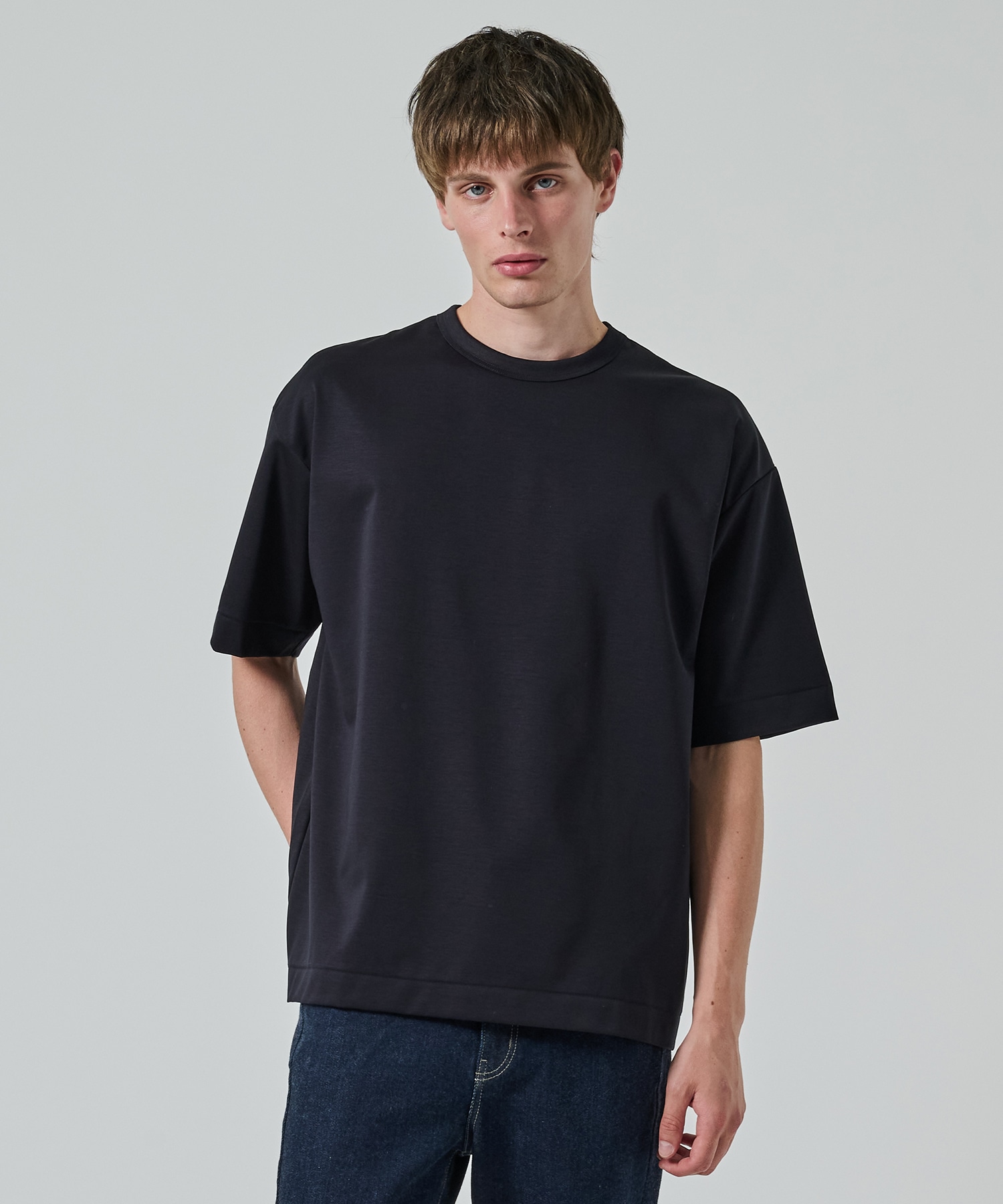 32G ロイヤルクール リラックスTシャツ STUDIOUS
