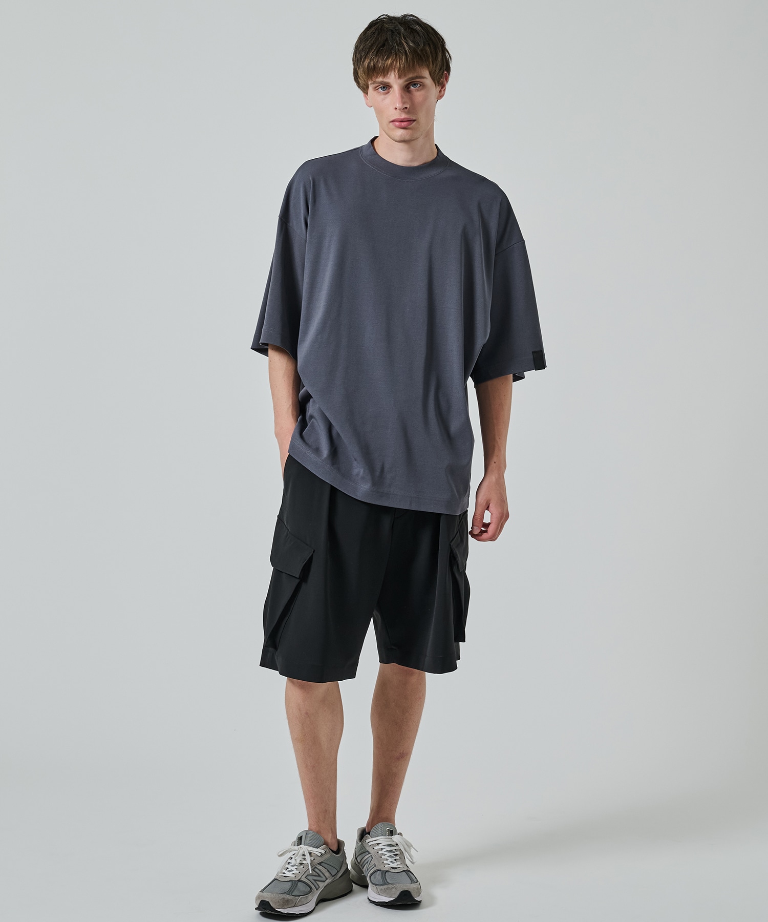 2251-CS51-019 BIG T-SHIRT N.HOOLYWOOD