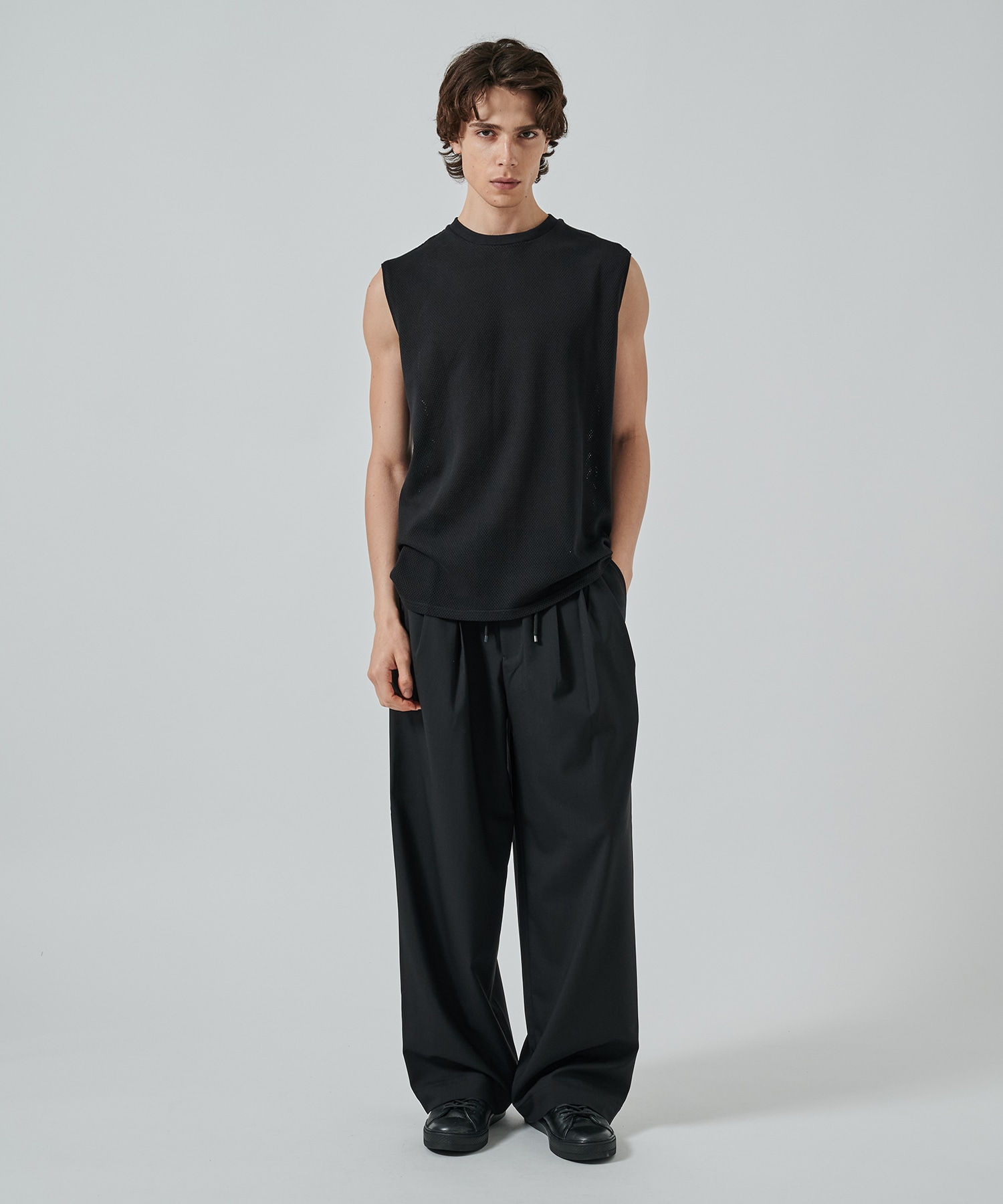 MESH SLEEVELESS TEE MARKAWARE/marka