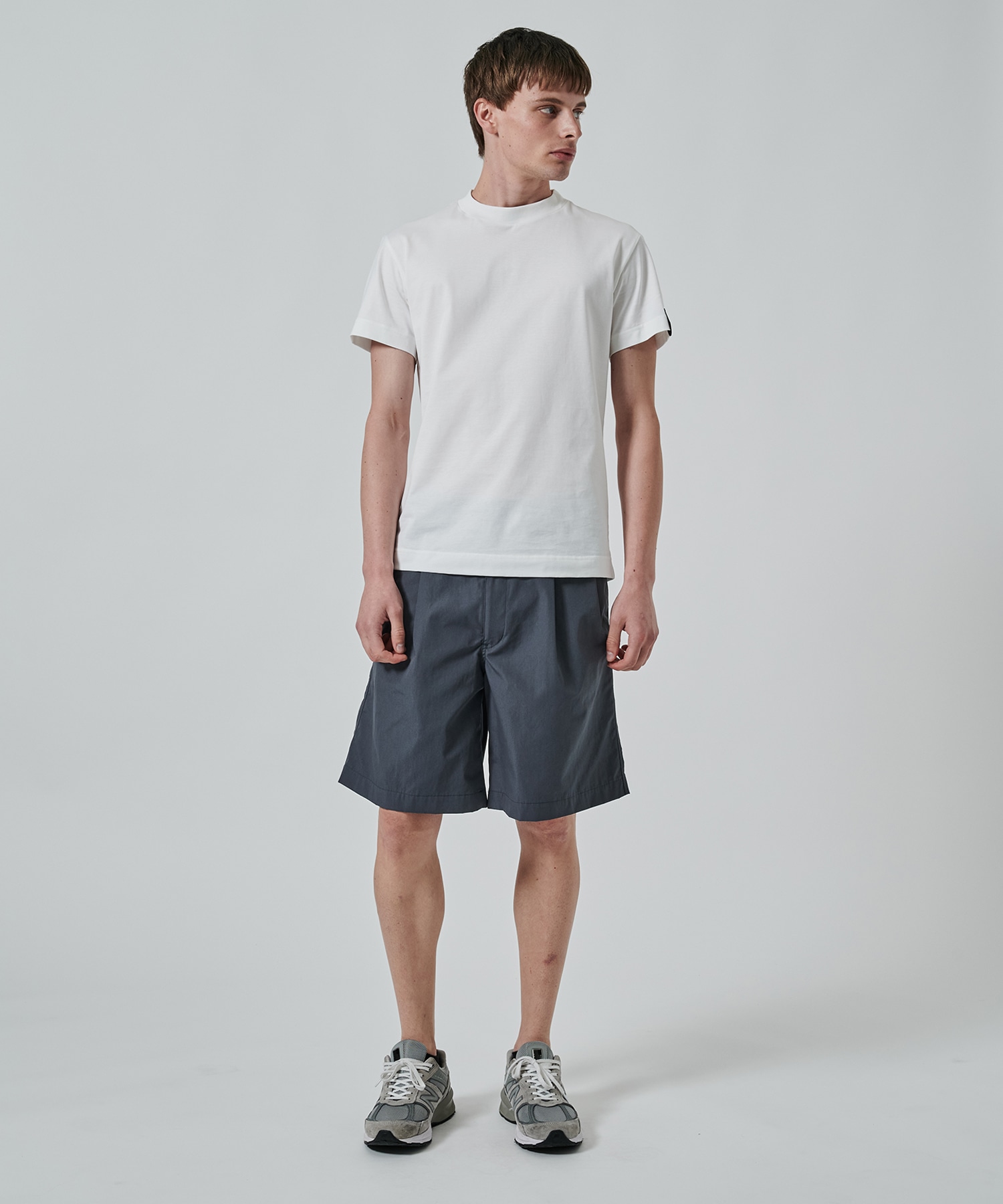 9251-CP50-005 TUCK HALF PANTS N.HOOLYWOOD