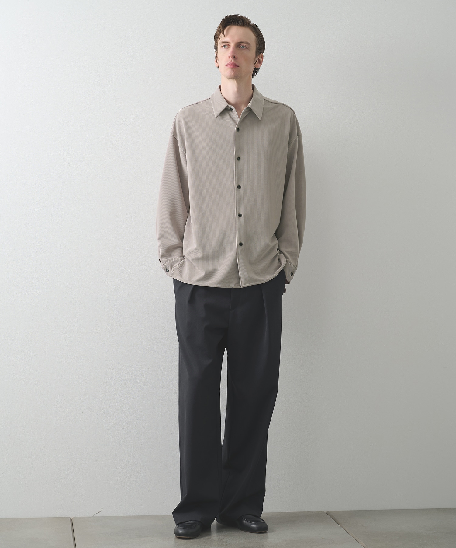ナロープリーツリラックスシャツ STUDIOUS