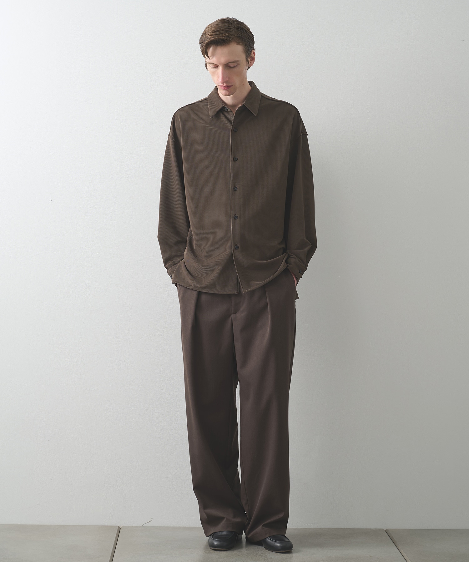 ナロープリーツリラックスシャツ STUDIOUS