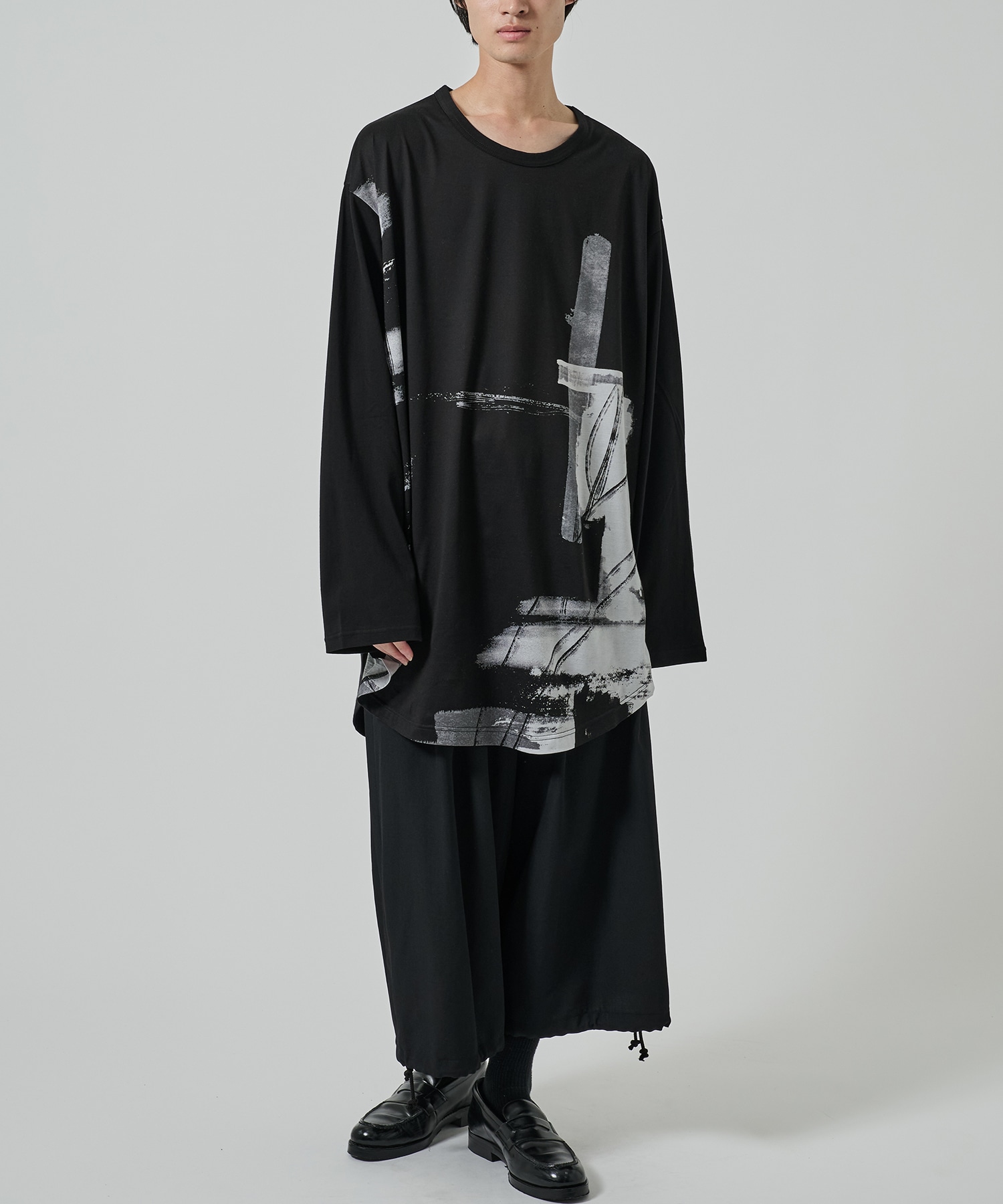 SILKETTE JERSEY PAINT PATTERN HEM JUMBO LONG SLEEVED T-SHIRT GroundY