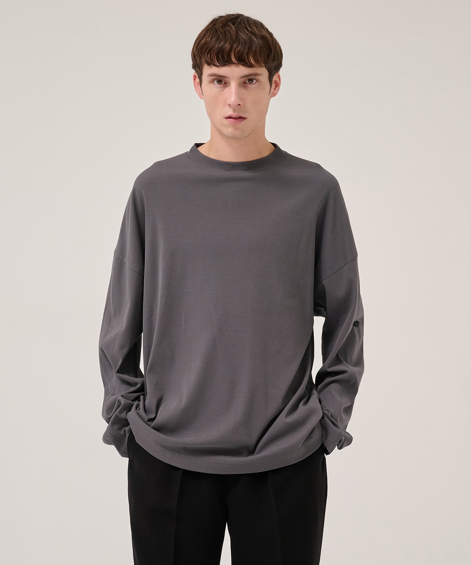 2252-CS07-033 L/S TEE N.HOOLYWOOD