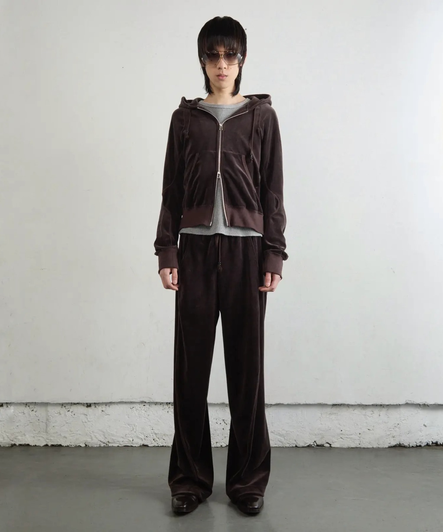 VELOUR ZIP UP HOODIE｜NVRFRGT