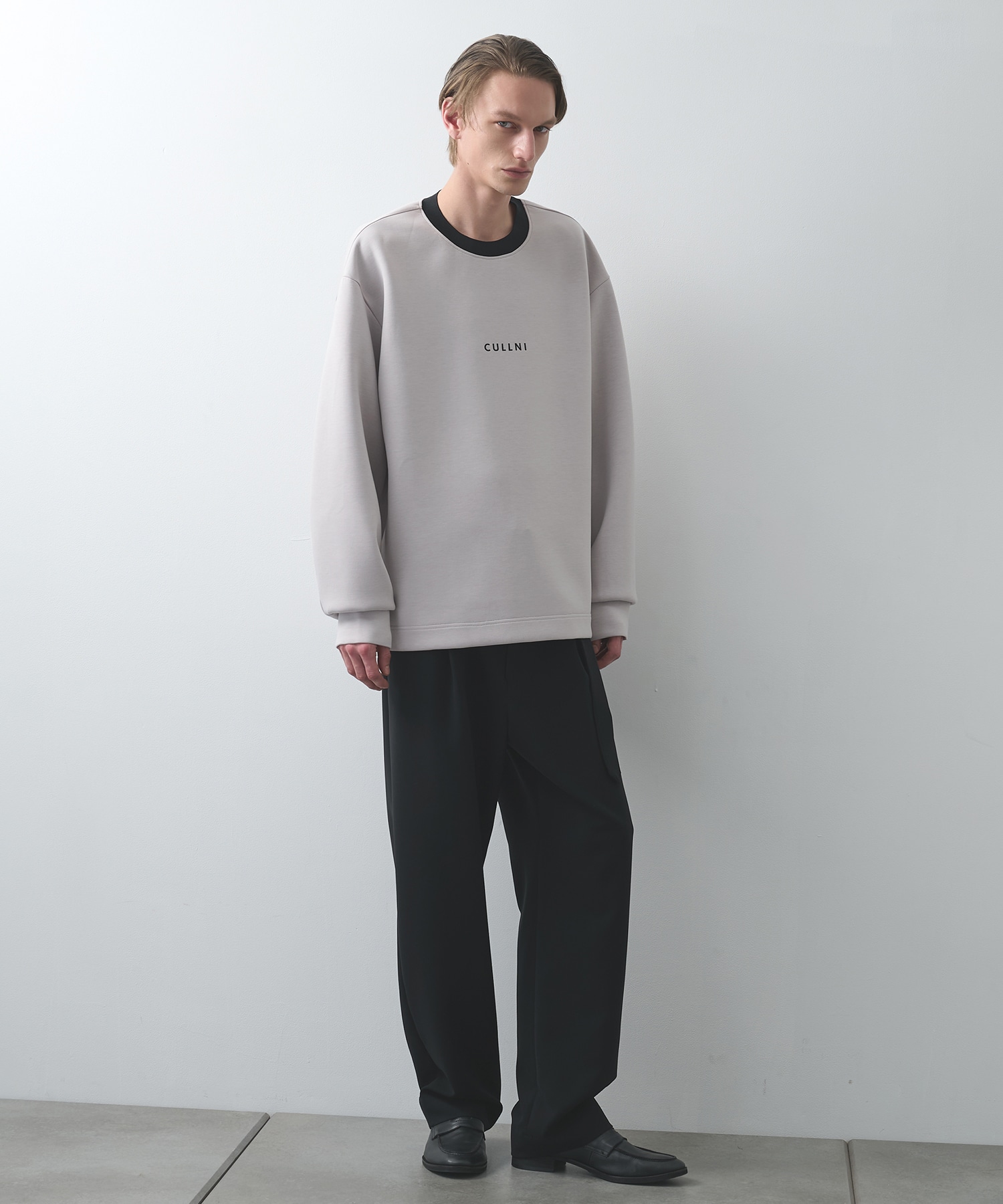 CULLNI Logo Embroidery Long Sleeve Pullover CULLNI