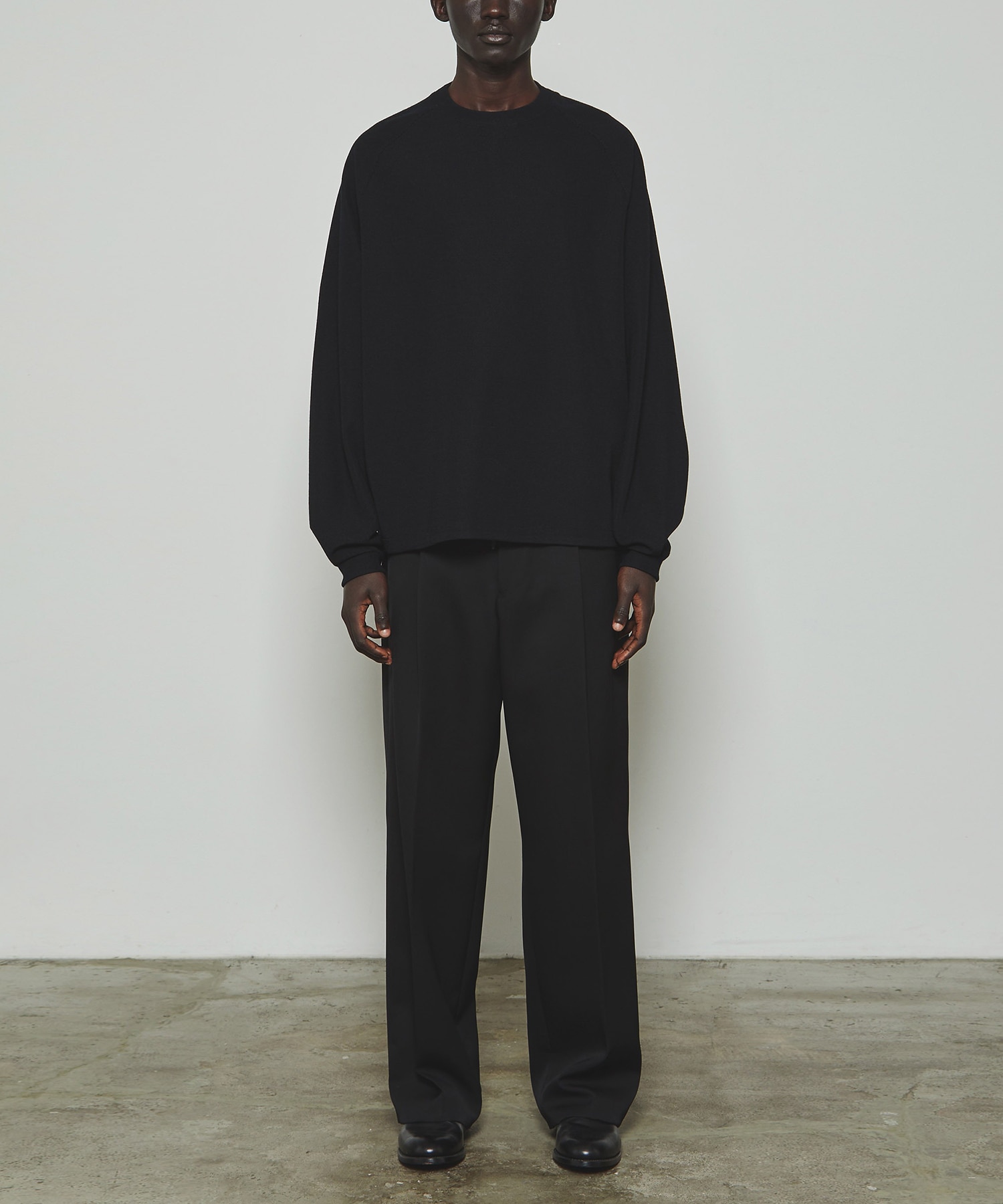 THE RAGLAN SWEAT THE RERACS