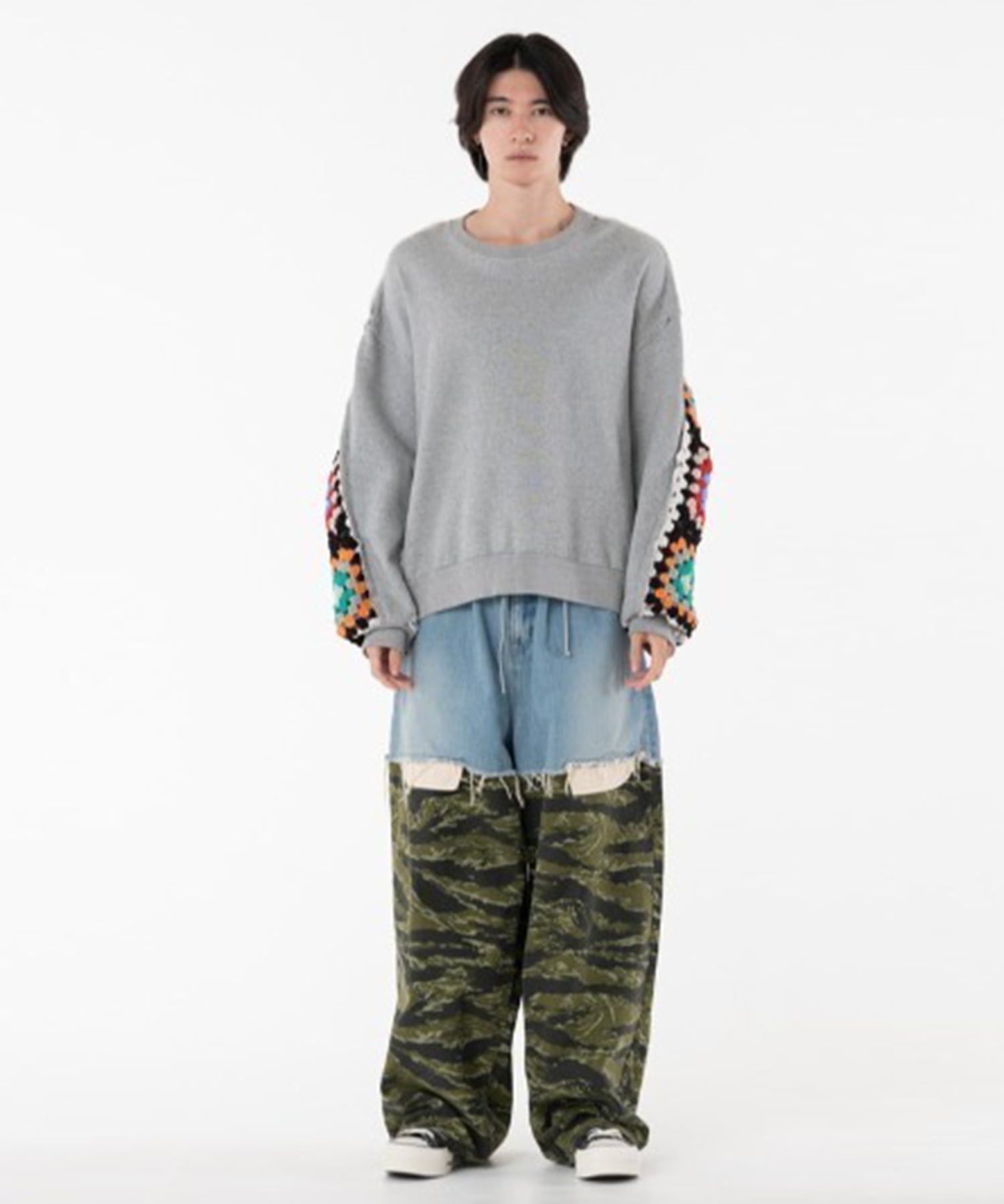 CROCHET SLEEVE SWEAT DISCOVERED