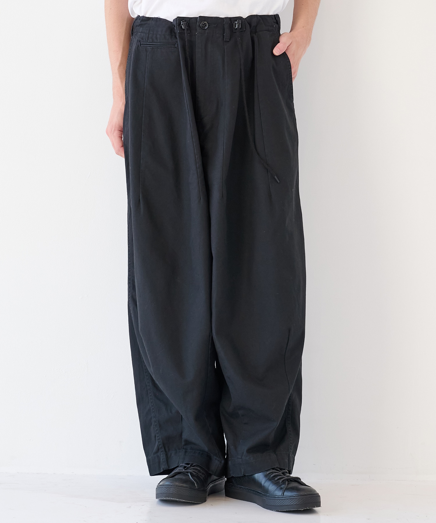H.D. Pant - Military NEEDLES
