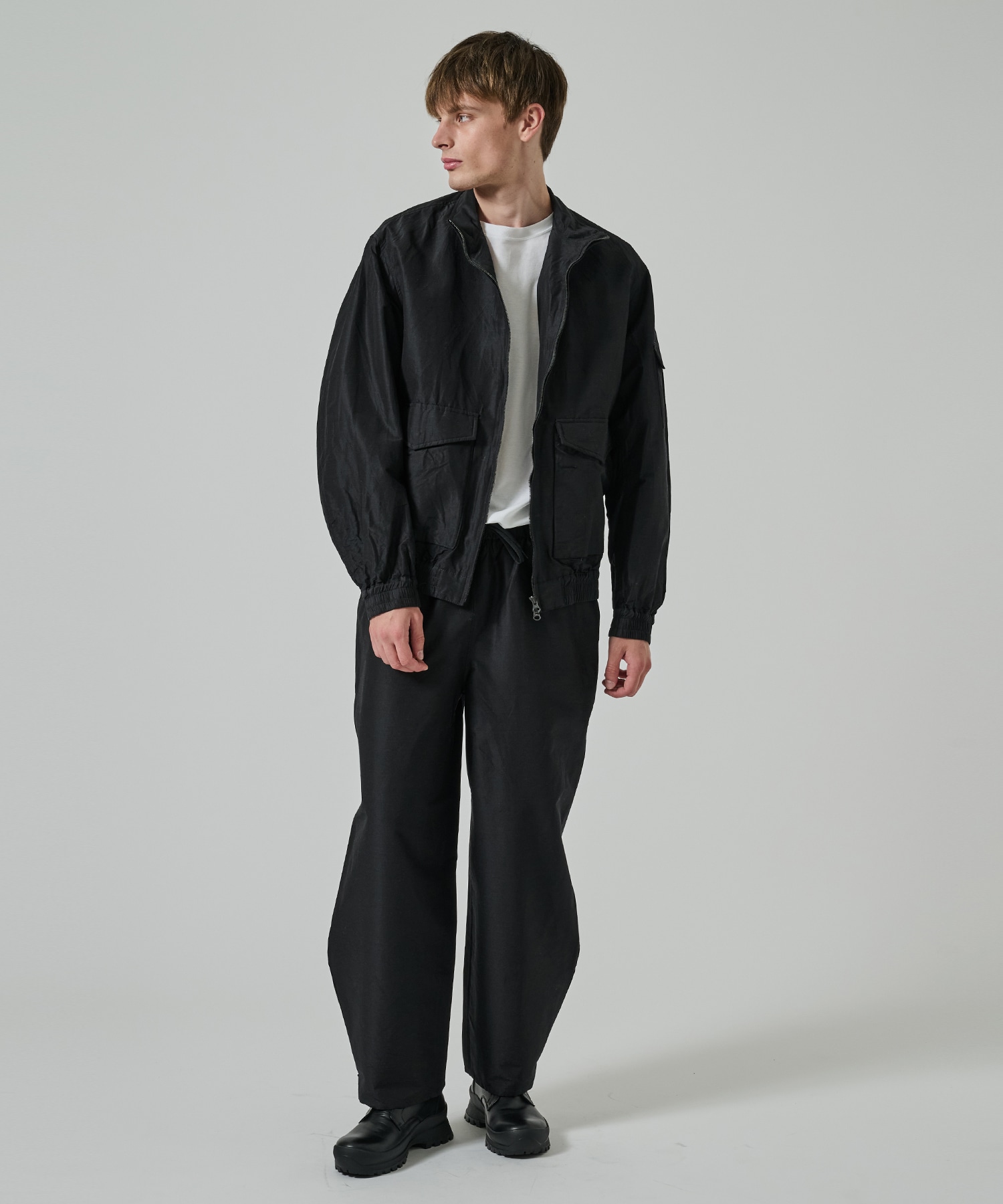 ウールシルク高密度タイプライター / アジャスタブルヘムイージーワイドパンツ, Chambray Black MARKAWARE/marka